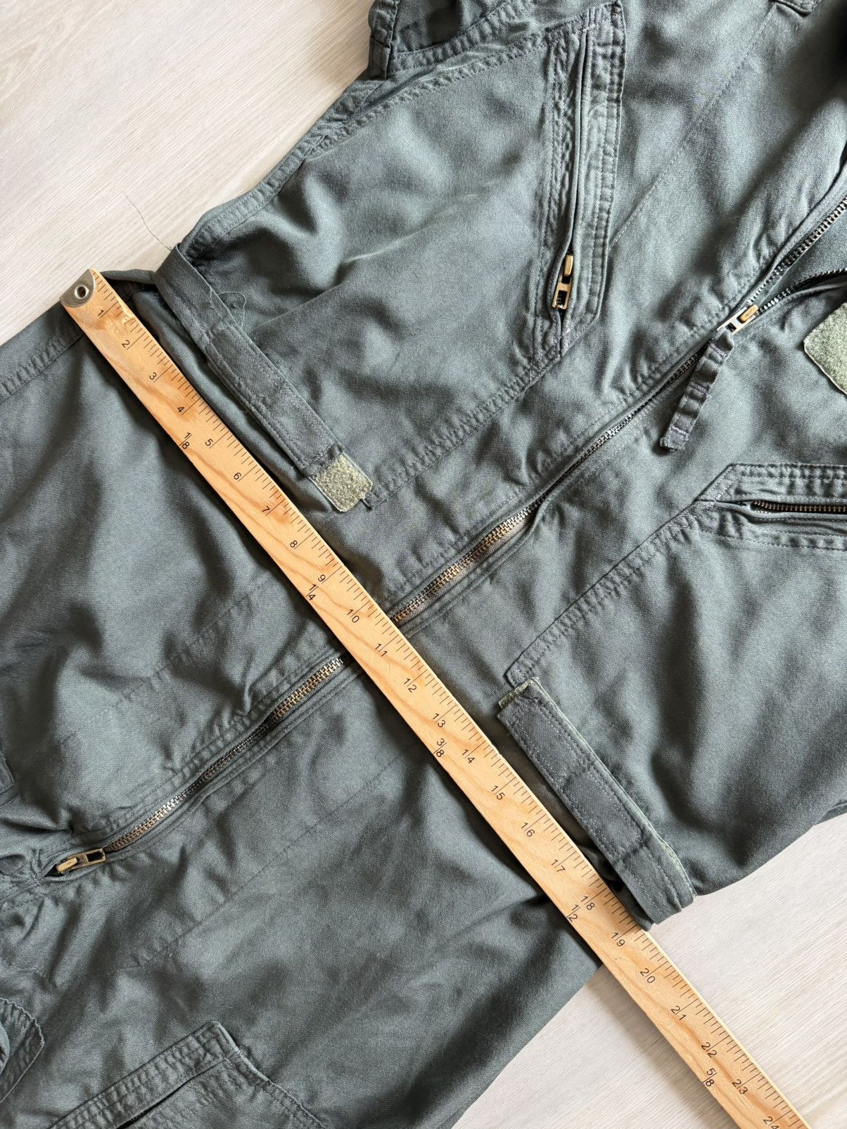 Vintage Vintage USAF Sage Green CWU-27/P Coveralls Air Force Sz 42 Size US L / EU 52-54 / 3 - 10 Thumbnail