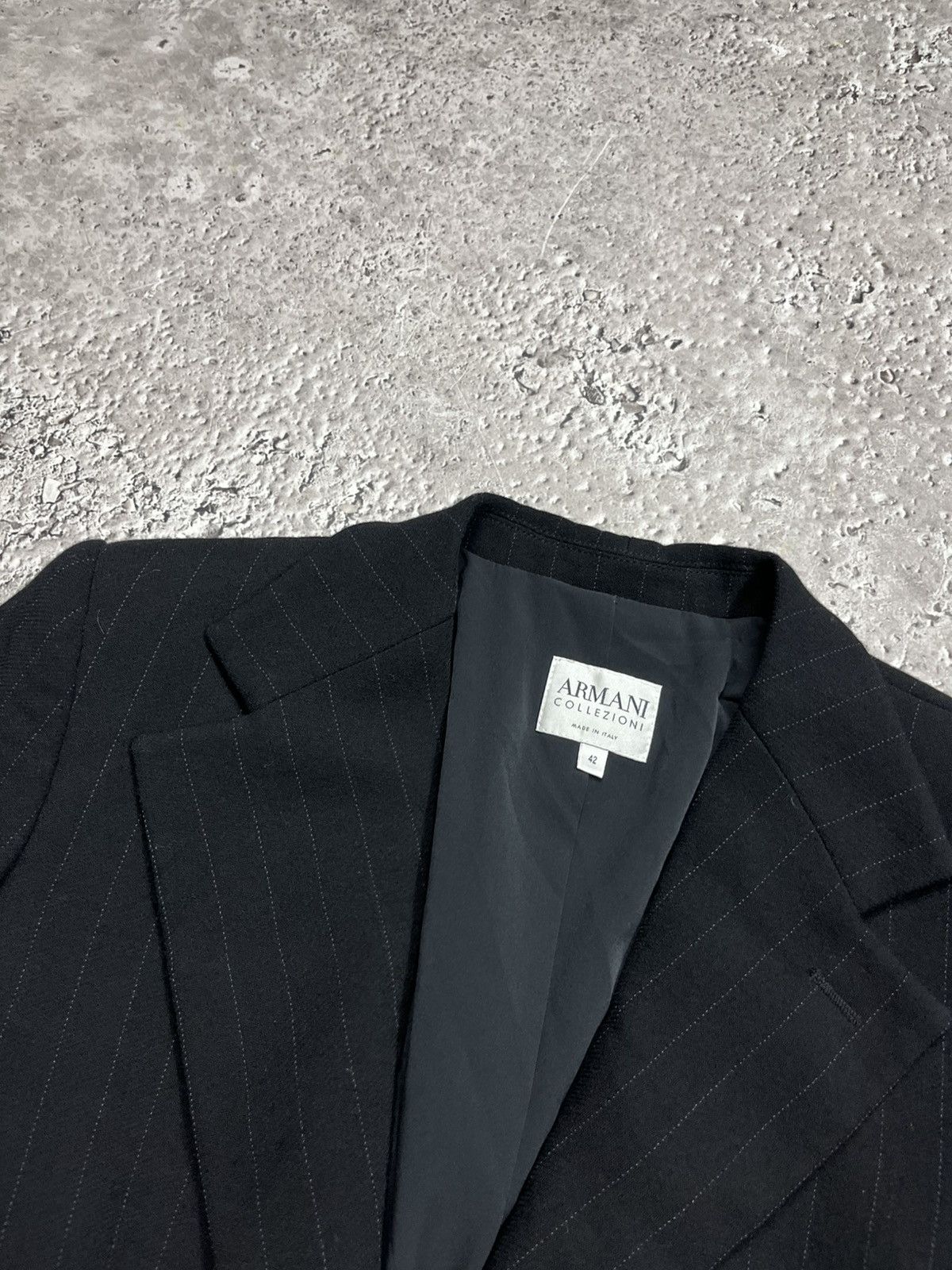 Armani Collezioni Armani Collezioni Women Black Virgin Wool Blazer Jacket 42 Size M / US 6-8 / IT 42-44 - 4 Thumbnail
