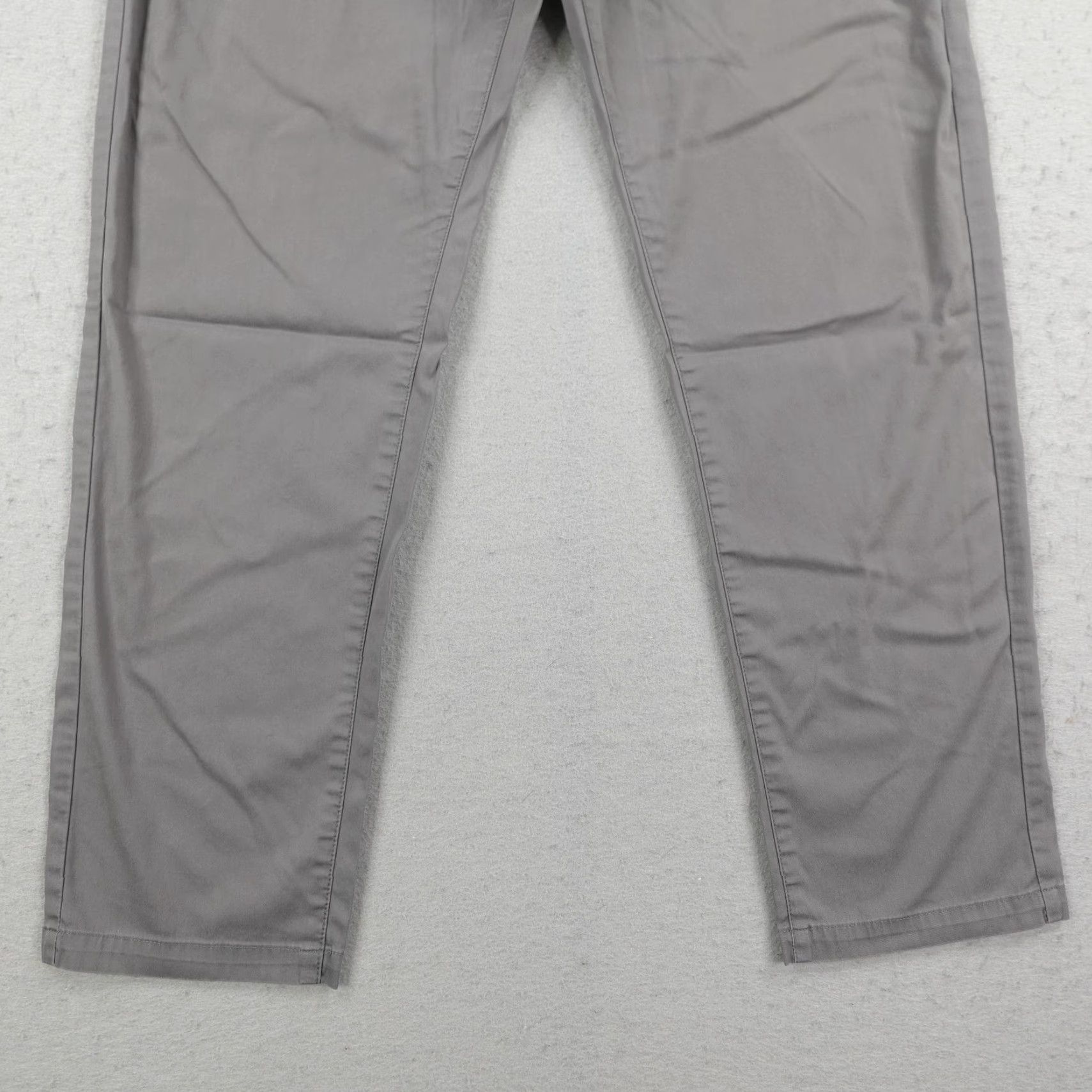 Vintage Birddogs Pants Mens 32 Gray Chino Straight Leg Casual Regular 32 Inseam 29 in Flat Front Golf Flex Pockets Logo Size US 32 / EU 48 - 3 Thumbnail