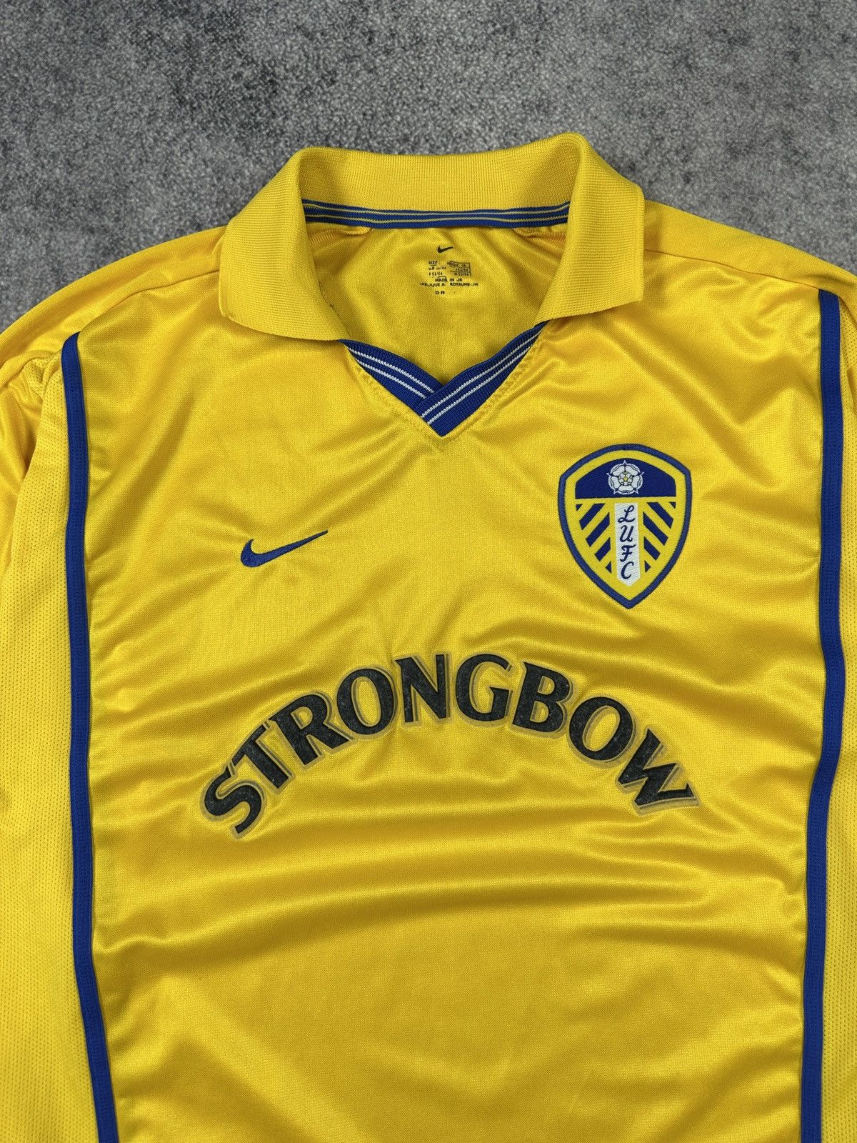 Nike Vintage Nike Leeds United Soccer Jersey Blokecore 90s Style Size US XL / EU 56 / 4 - 2 Thumbnail