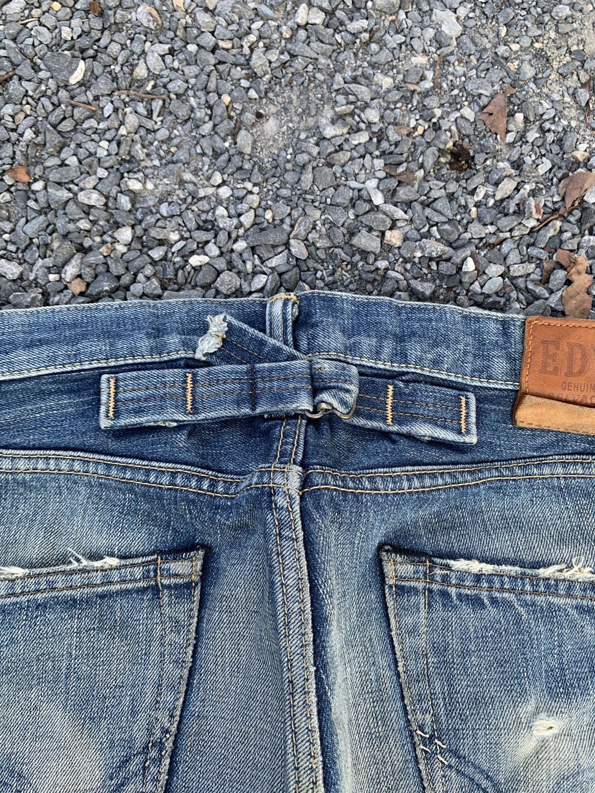 Edwin VINTAGE EDWIN SELVEDGE BUCKLE BACK RUSTY DISTRESSED DENIM Size US 33 - 13 Thumbnail