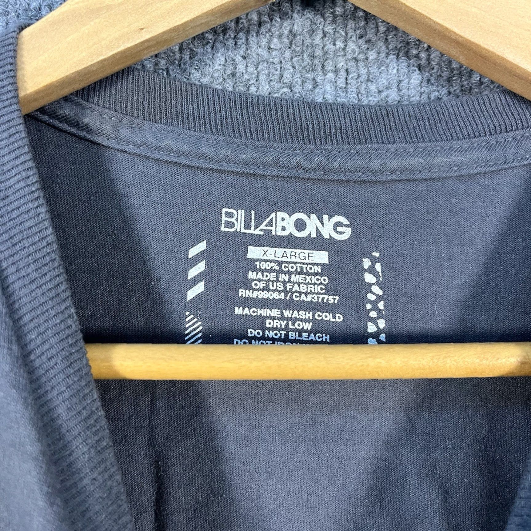 Billabong VINTAGE Billabong T Shirt Mens XL Gray Double Sided Grunge Surf Skate Beach 90s Mens Size US XL / EU 56 / 4 - 4 Thumbnail