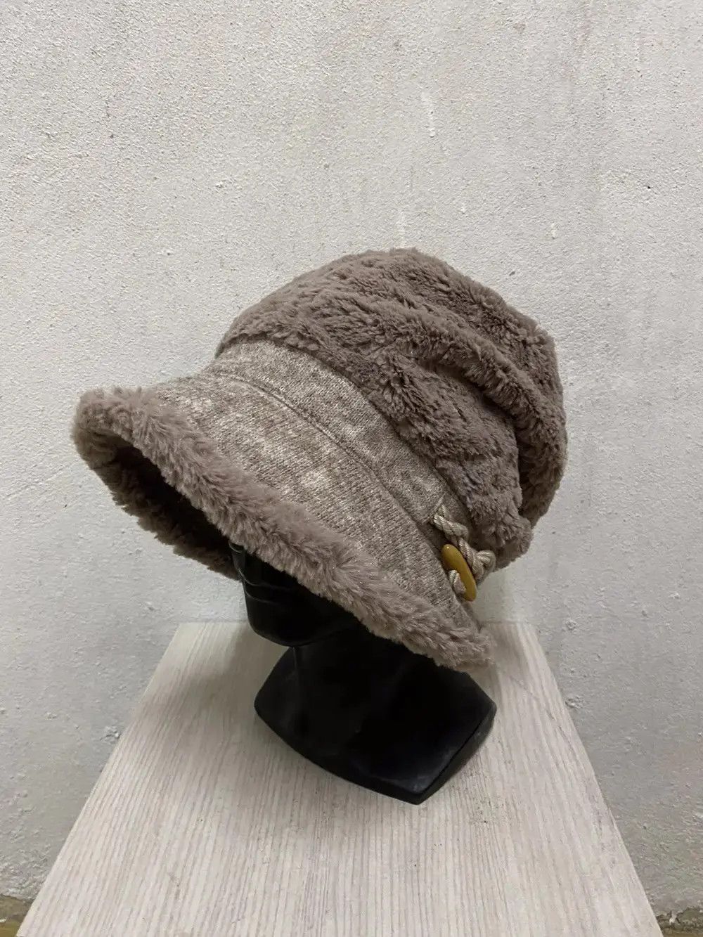 Japanese Brand Japanese Brand Fleece Bucket Hat Size ONE SIZE - 2 Thumbnail