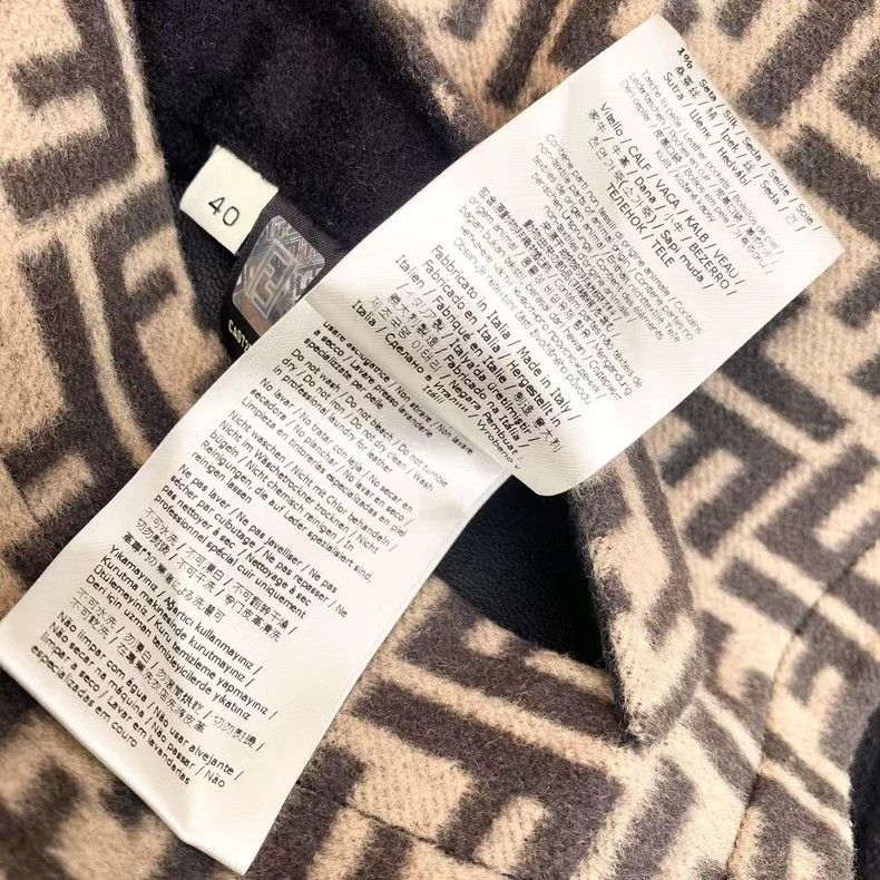Fendi Fendi Classic old-fashioned full-print double-sided coat Size US XXS / EU 40 - 8 Thumbnail