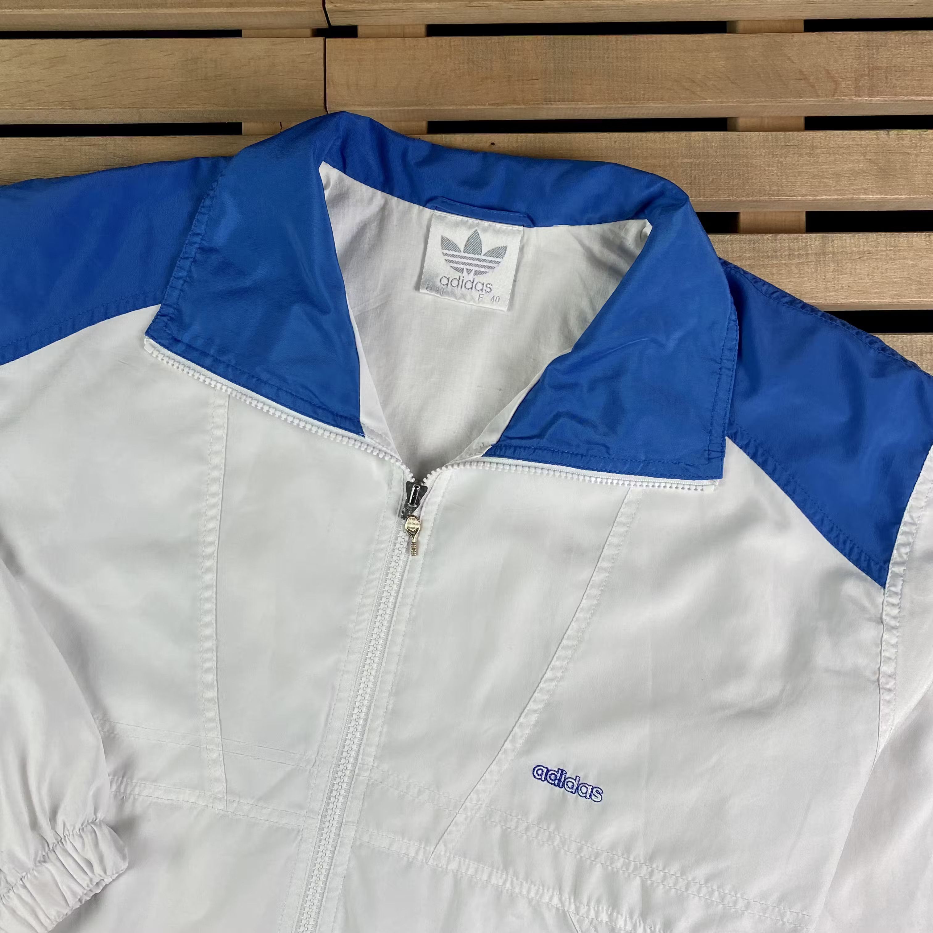Adidas × Vintage Bomber Jacket Adidas Originals Vintage Size S White Size US S / EU 44-46 / 1 - 2 Thumbnail