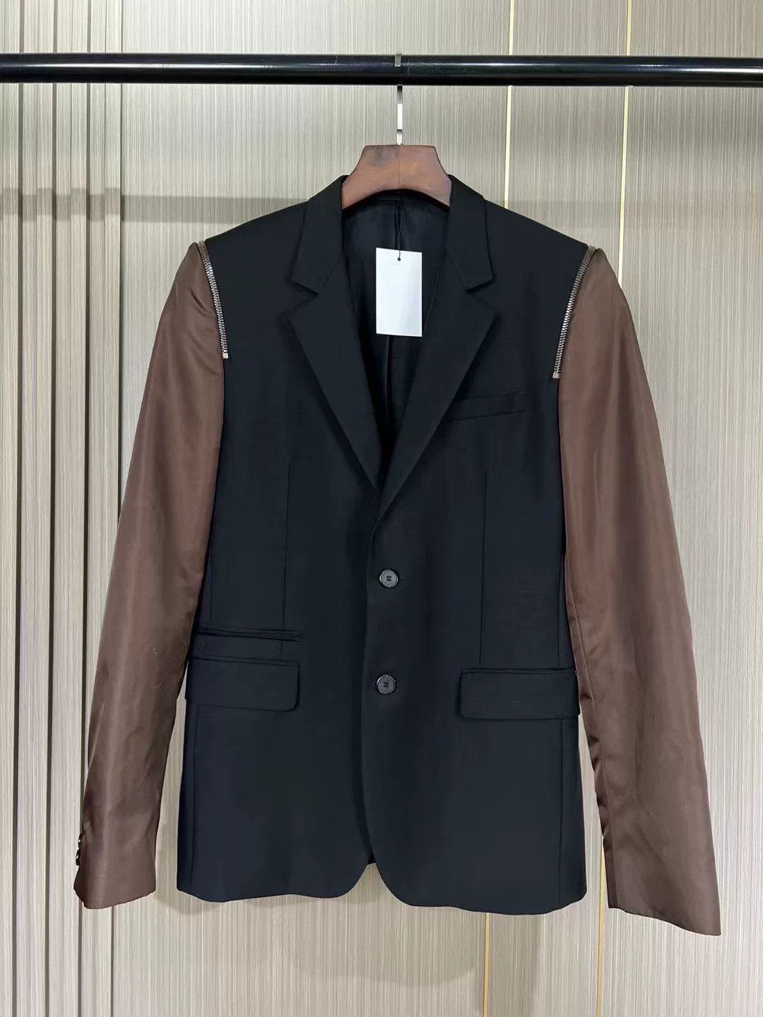 Givenchy Givenchy Zip-Detail Blazer with Brown Sleeves Size US M / EU 48-50 / 2 - 1 Thumbnail