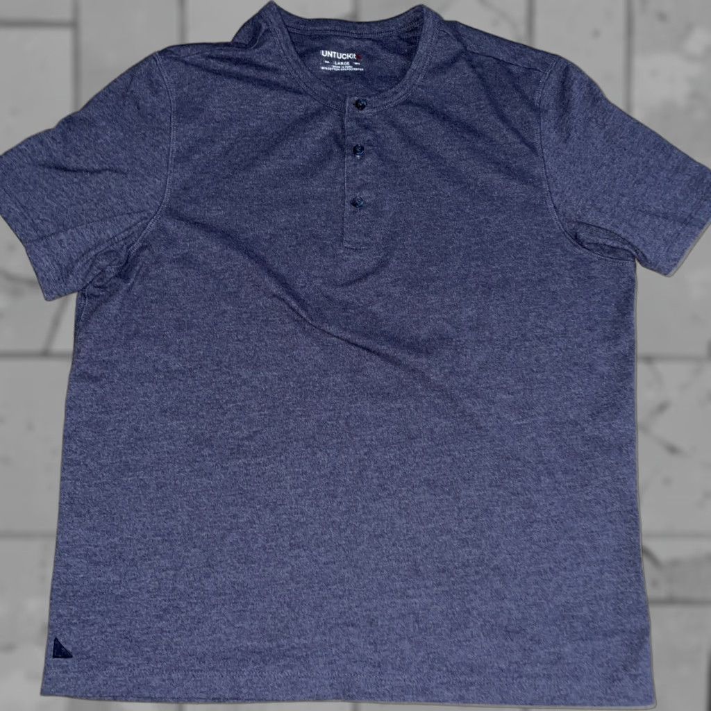 UNTUCKit UNTUCKit cotton blend blue Henley style shirt Mens L Size US L / EU 52-54 / 3 - 1 Thumbnail