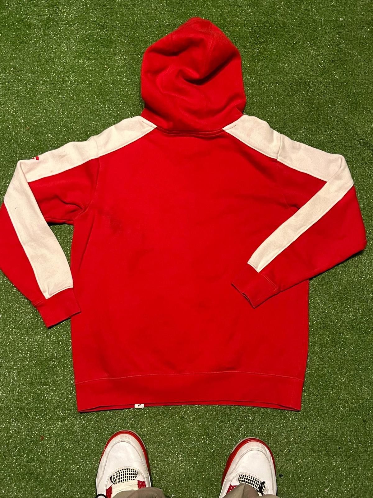 Other Red Wisconsin Badgers Hoodie with White Sleeve Stripes Size US M / EU 48-50 / 2 - 2 Thumbnail