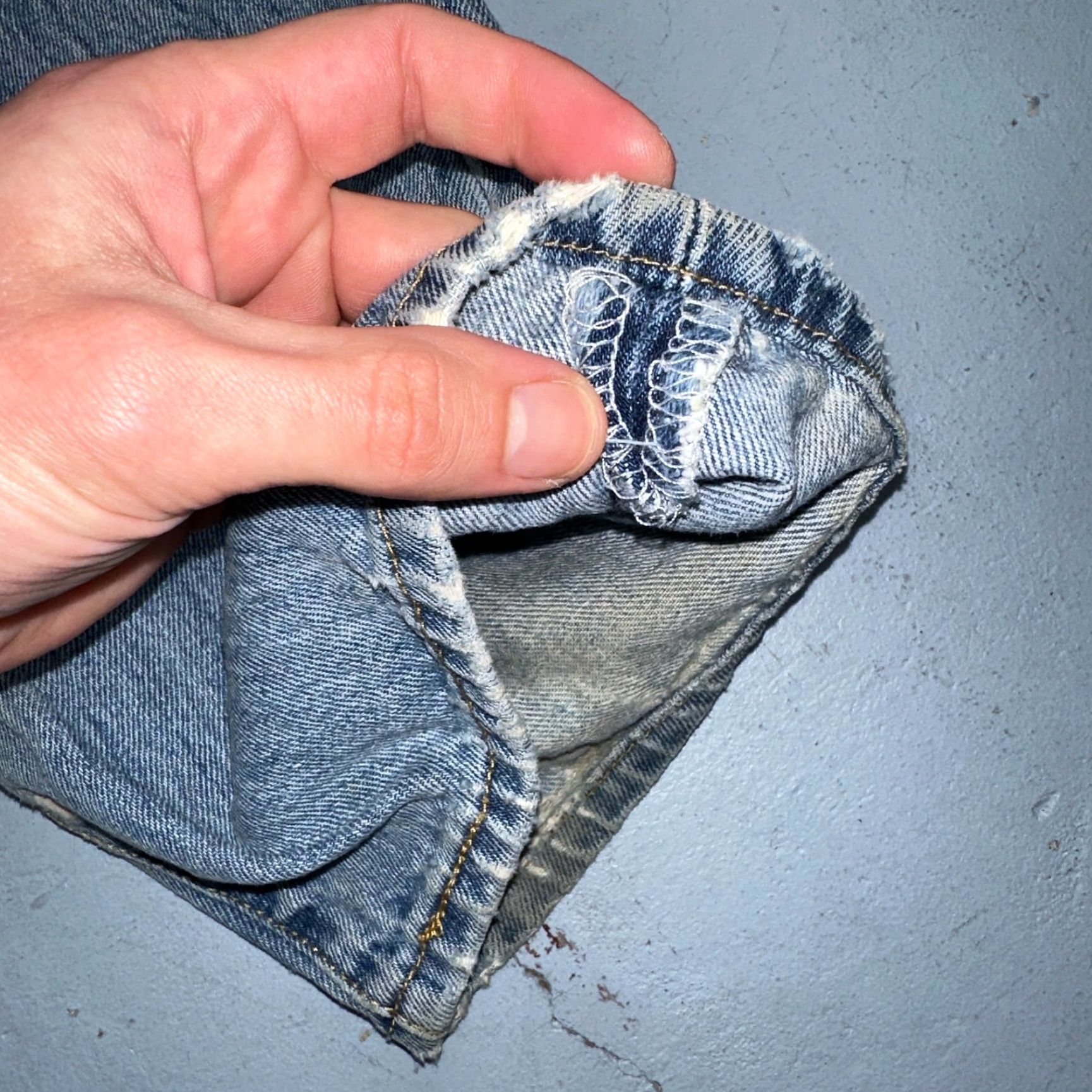 Levi's Levis 501 Jeans Vintage 90s Light Wash Blue Classic Straight Mens Denim 36x34 36x34 Regular 501 Series Shoes? Size US 36 / EU 52 - 4 Thumbnail