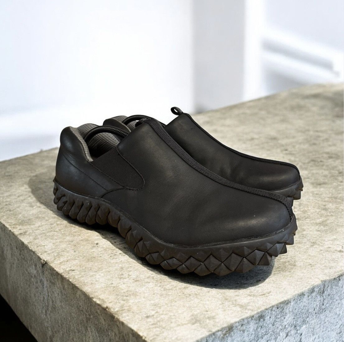 Nike ACG Rare Vintage Nike ACG Rollback Leather Sneakers Gorpcore Size US 10.5 / EU 43-44 - 1 Thumbnail