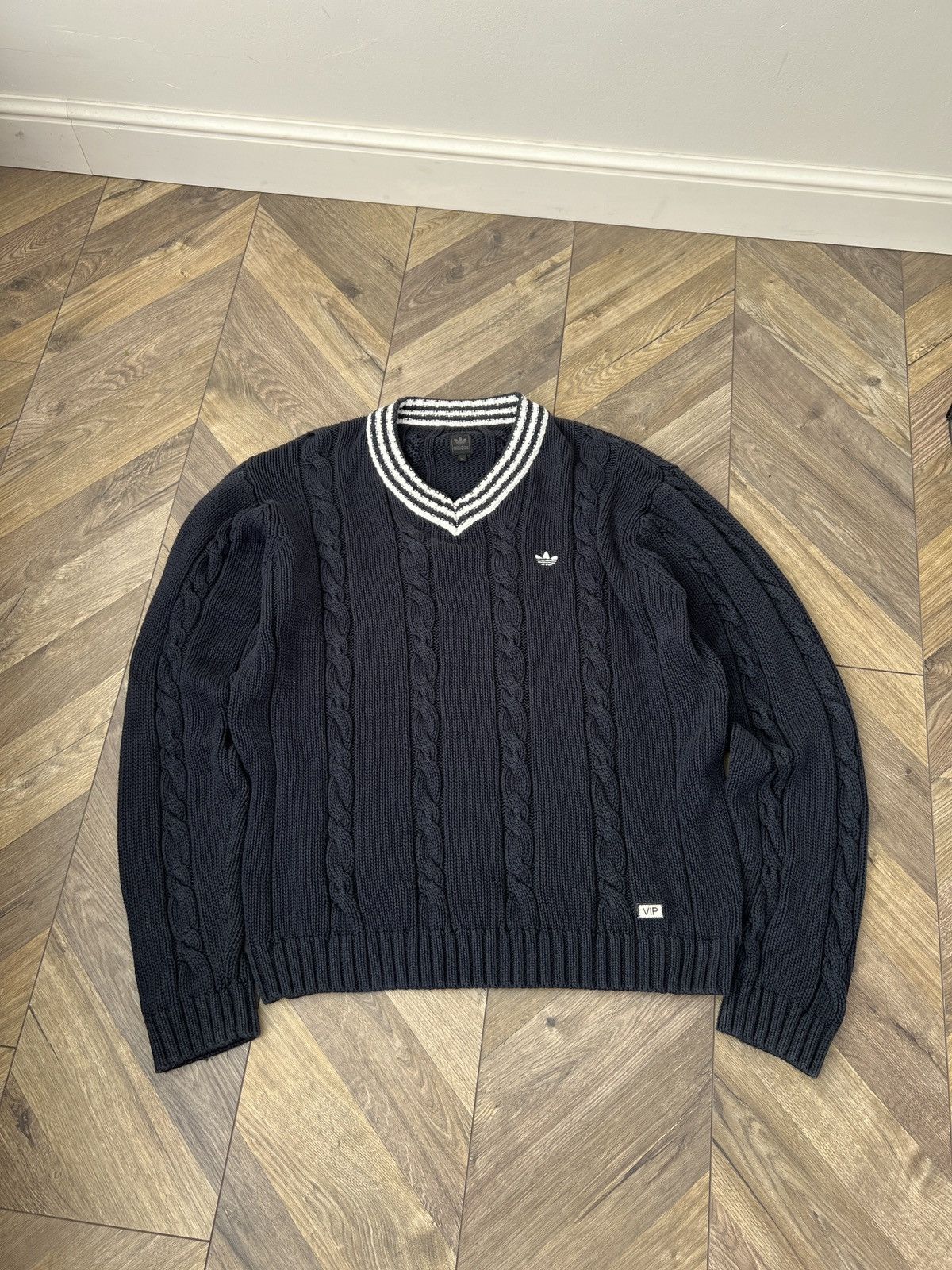 Adidas Vintage Adidas Cable Knit Sweater Navy V-Neck Logo Retro Size US XL / EU 56 / 4 - 2 Thumbnail