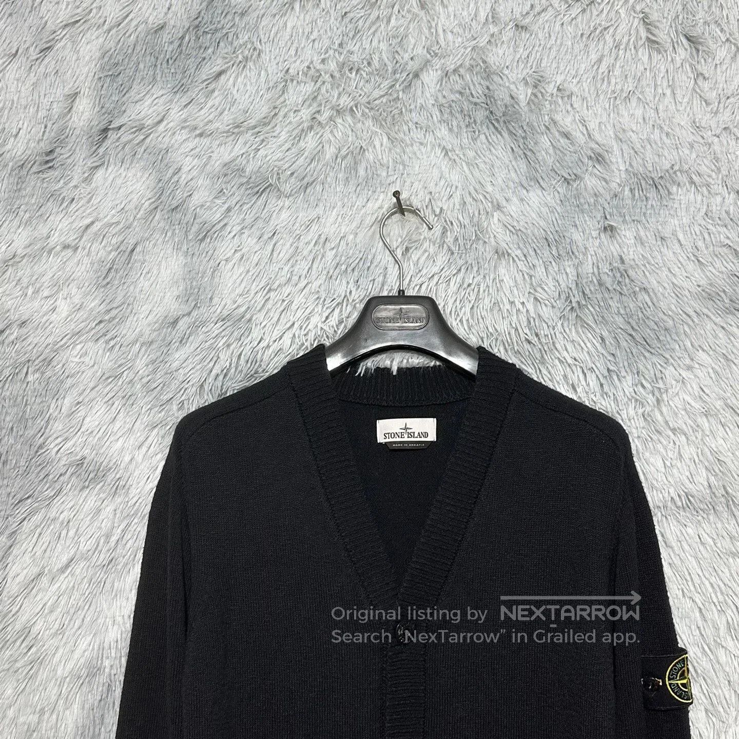 Stone Island stone island v-neck knit sweater black size L. Size US L / EU 52-54 / 3 - 3 Thumbnail