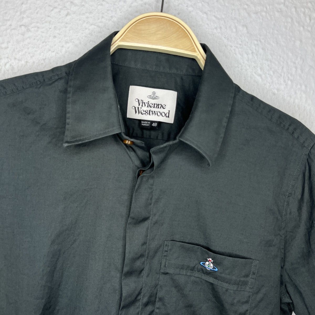 Vivienne Westwood Vivienne Westwood Short Sleeve Pocket Orb Logo Button Shirt Size US M / EU 48-50 / 2 - 2 Thumbnail