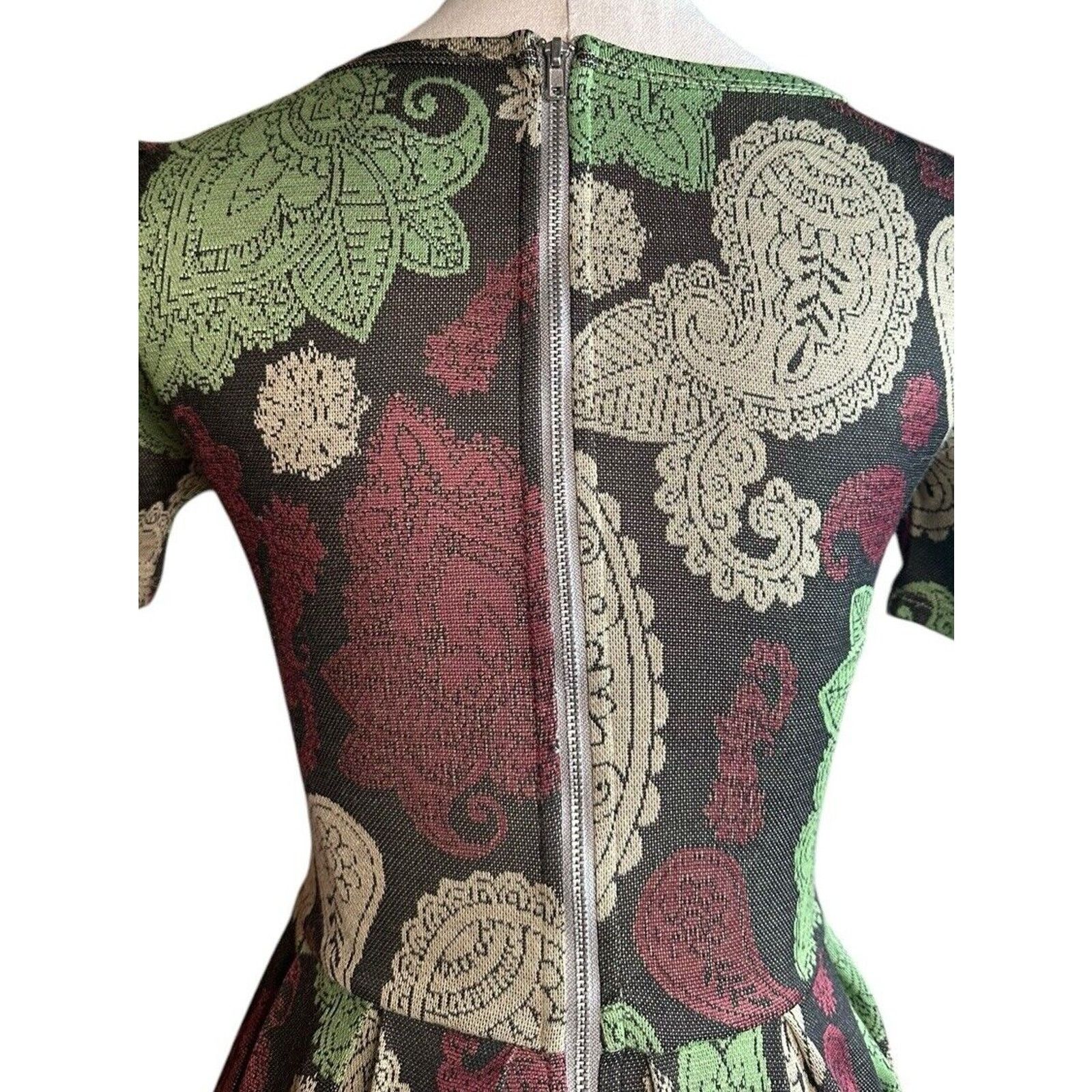 Other LULAROE Paisley Pleated Red A-Line Amelia Dress Pockets XS Size XS / US 0-2 / IT 36-38 - 6 Thumbnail