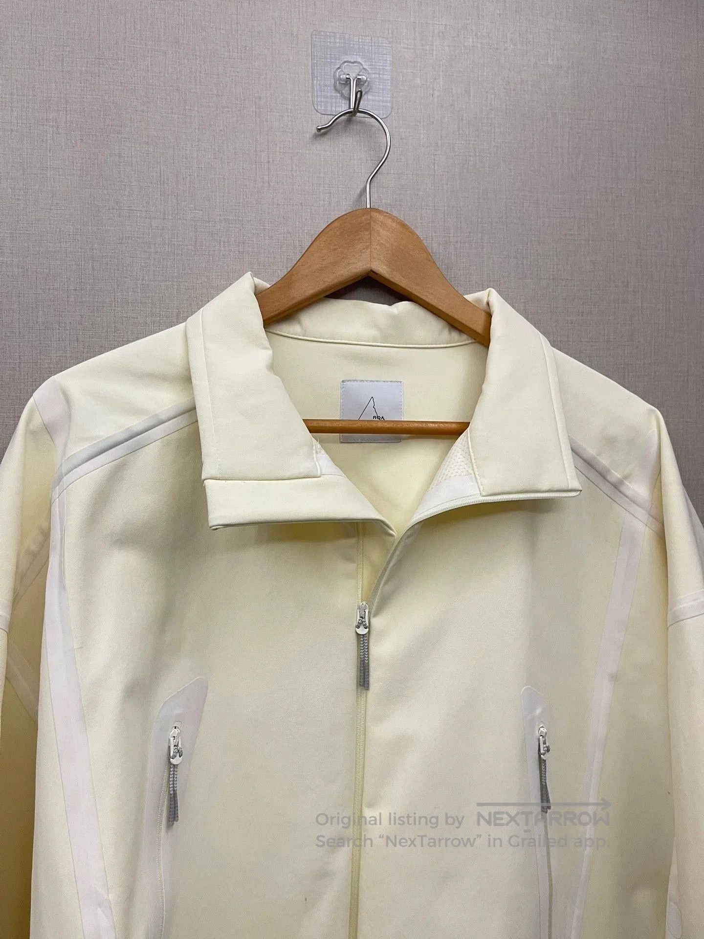 ROA Beige XL Lightweight Zip-Up Jacket. Size US XL / EU 56 / 4 - 5 Thumbnail
