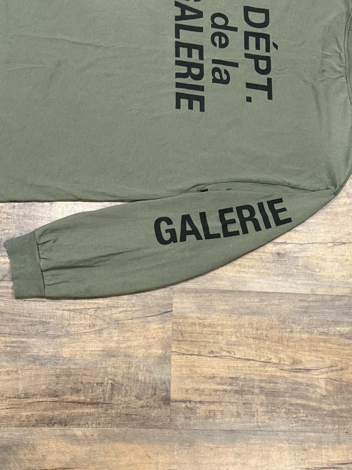 Gallery Dept. Gallery Dept Olive Green French Collector Souvenir L/S Tee Size US M / EU 48-50 / 2 - 6 Thumbnail