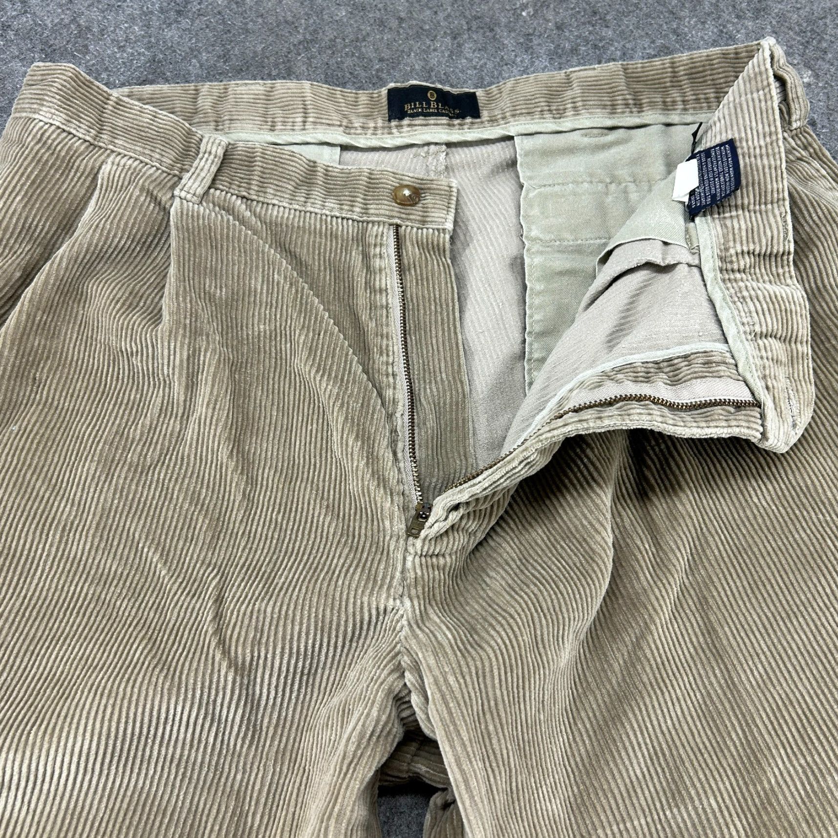 Bill Blass VINTAGE Bill Blass Corduroy Pants Mens 36x29 Brown Chino Pleated Baggy Loose 90s Size US 36 / EU 52 - 2 Thumbnail