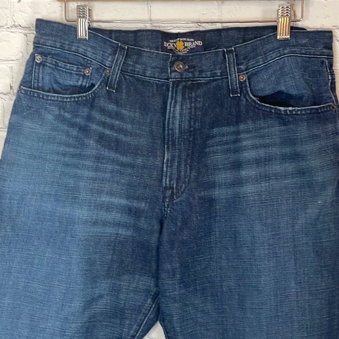 Lucky Brand Lucky Brand Jeans Men 429 Classic Straight Size 36x32 Blue Inseam 32 Straight Mens Jeans Size US 36 / EU 52 - 2 Thumbnail