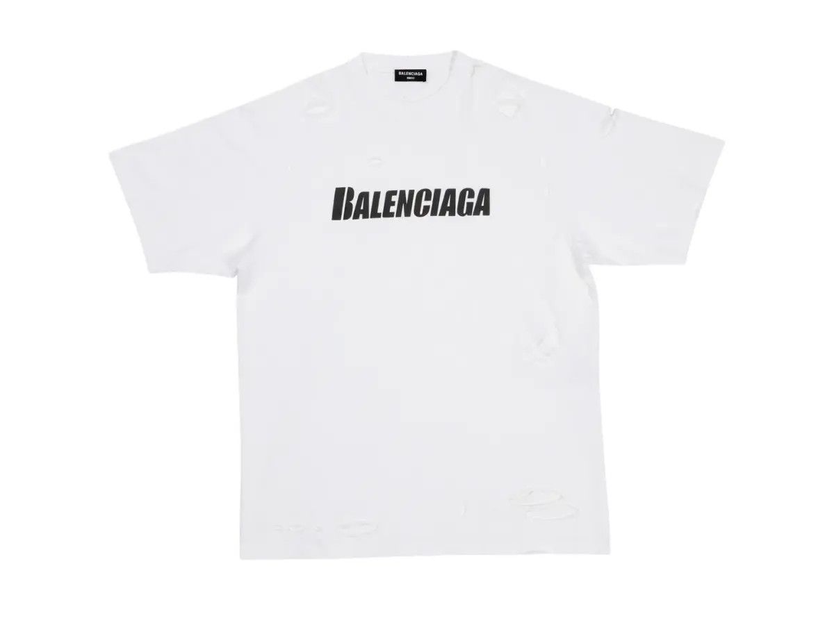 Balenciaga o1in1g1024 Caps T-Shirt Boxy Fit in White Size S / US 4 / IT 40 - 1 Thumbnail
