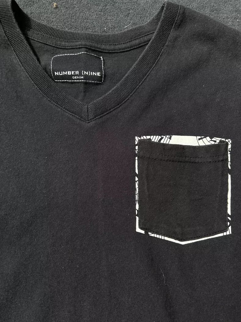 Number (N)ine Number (N)ineViolin pocket tee short sleeves 2503-Nextarrow Size US M / EU 48-50 / 2 - 3 Thumbnail