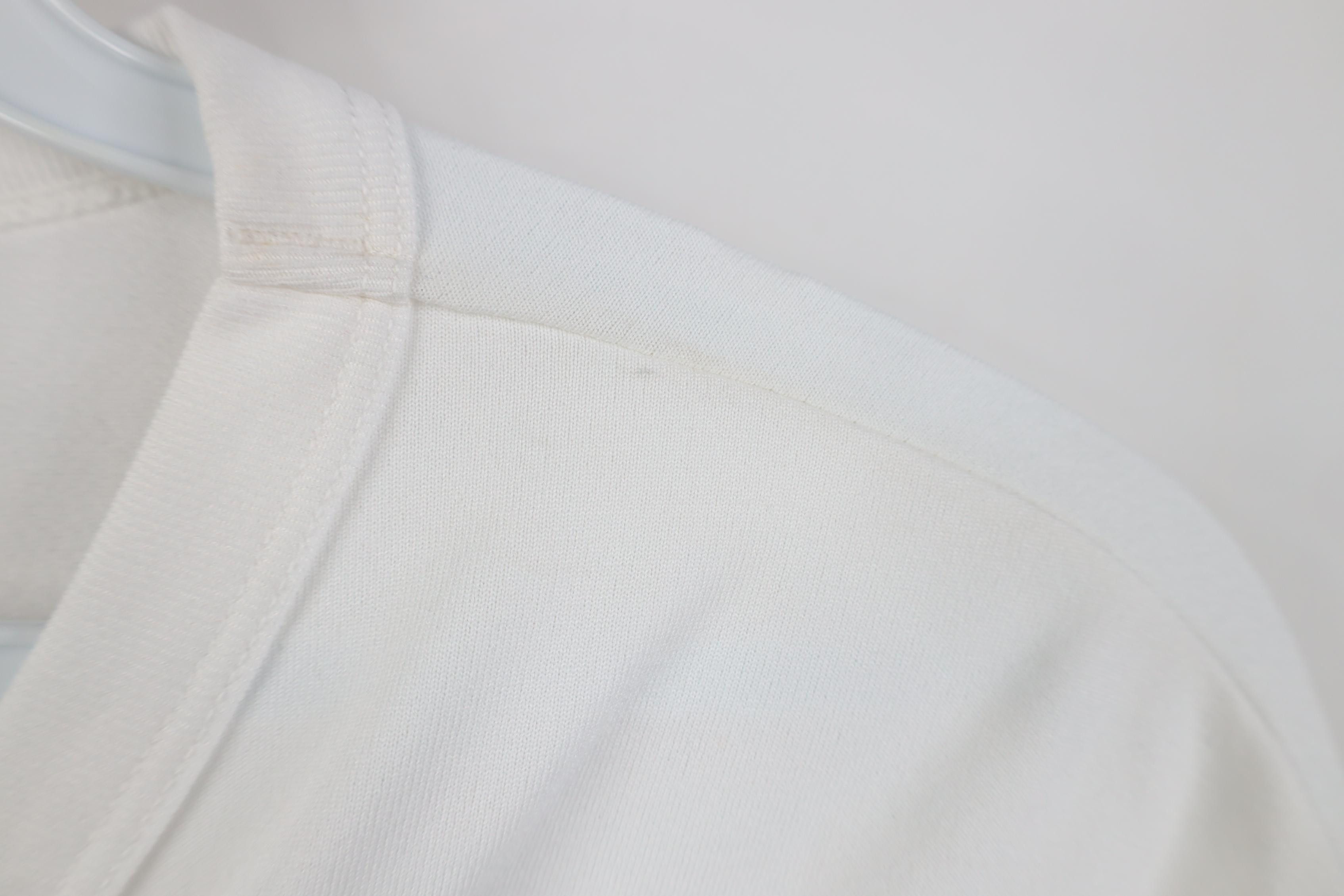 Nike Vintage Y2K Nike Mini Swoosh Knit Short Sleeve T-Shirt White Size US L / EU 52-54 / 3 - 5 Thumbnail