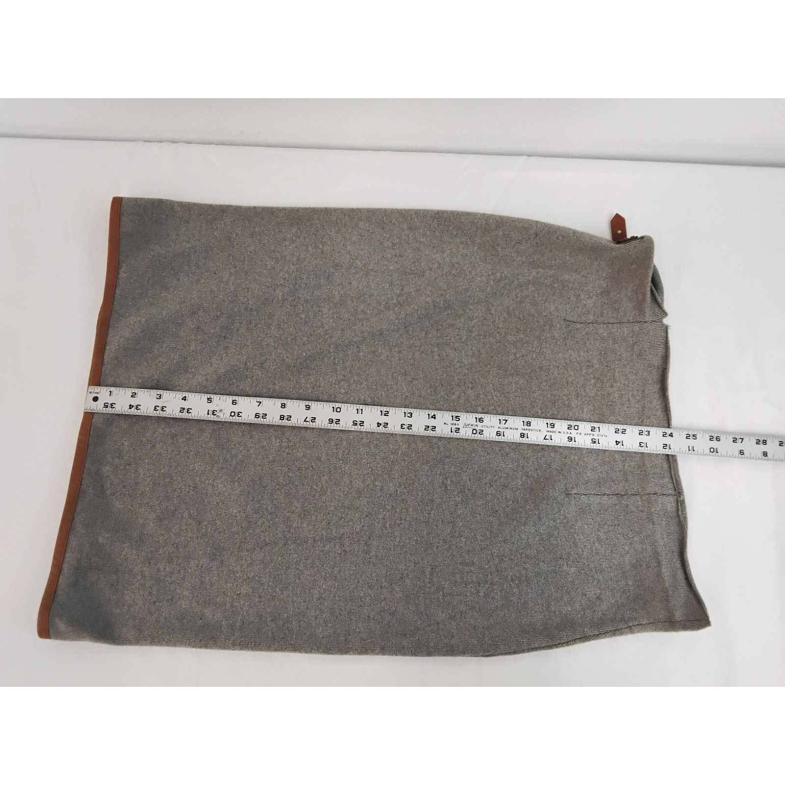 Ralph Lauren Ralph Lauren Knit Wrap Skirt Women's L Gray Leather Trim Size 34" / US 12 / IT 48 - 8 Thumbnail
