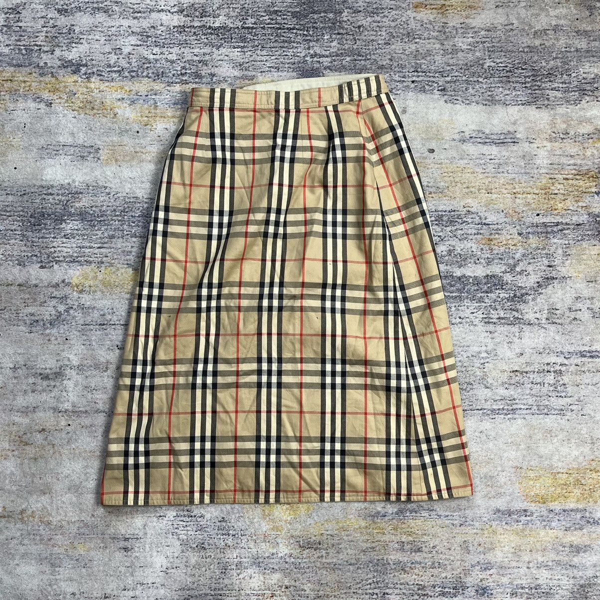 Burberry × Vintage Vintage 90s Burberrys reversible tartan nova check skirt Size 24" / US 00 / IT 34 - 2 Thumbnail