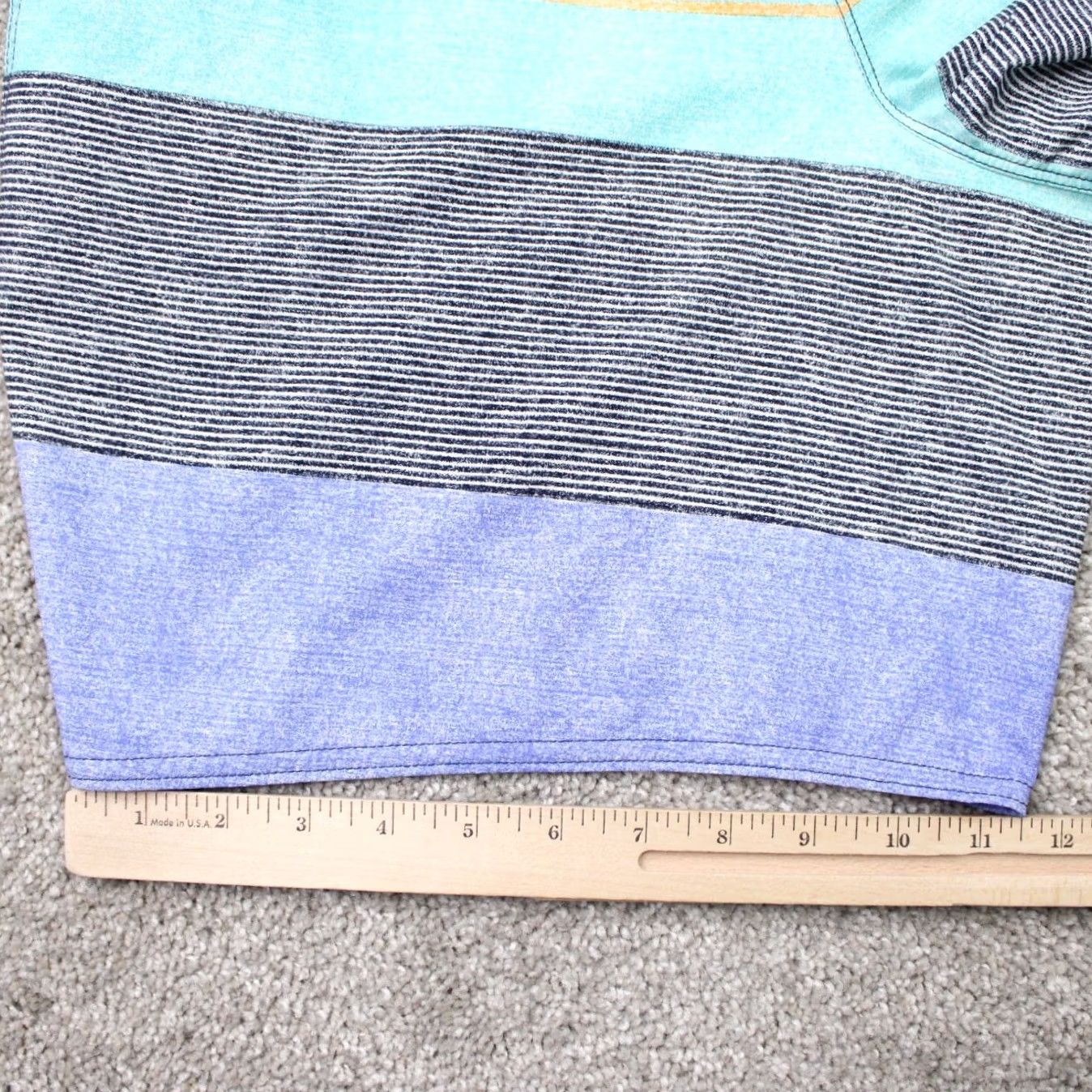 Patagonia Patagonia Shorts Mens 34 Blue Board Shorts 8" Stretch Drawstring Pockets Surf Beach Quick Dry Pattern Striped Size US 34 / EU 50 - 5 Thumbnail