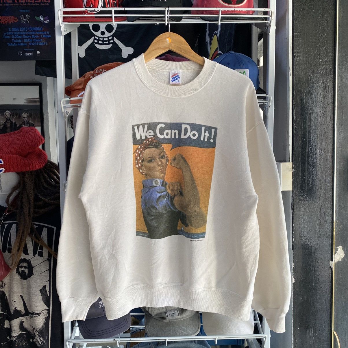 Jerzees × Vintage Vintage Rosie The Reveter We Can Do It Sweatshirts Like New Size US L / EU 52-54 / 3 - 1 Thumbnail