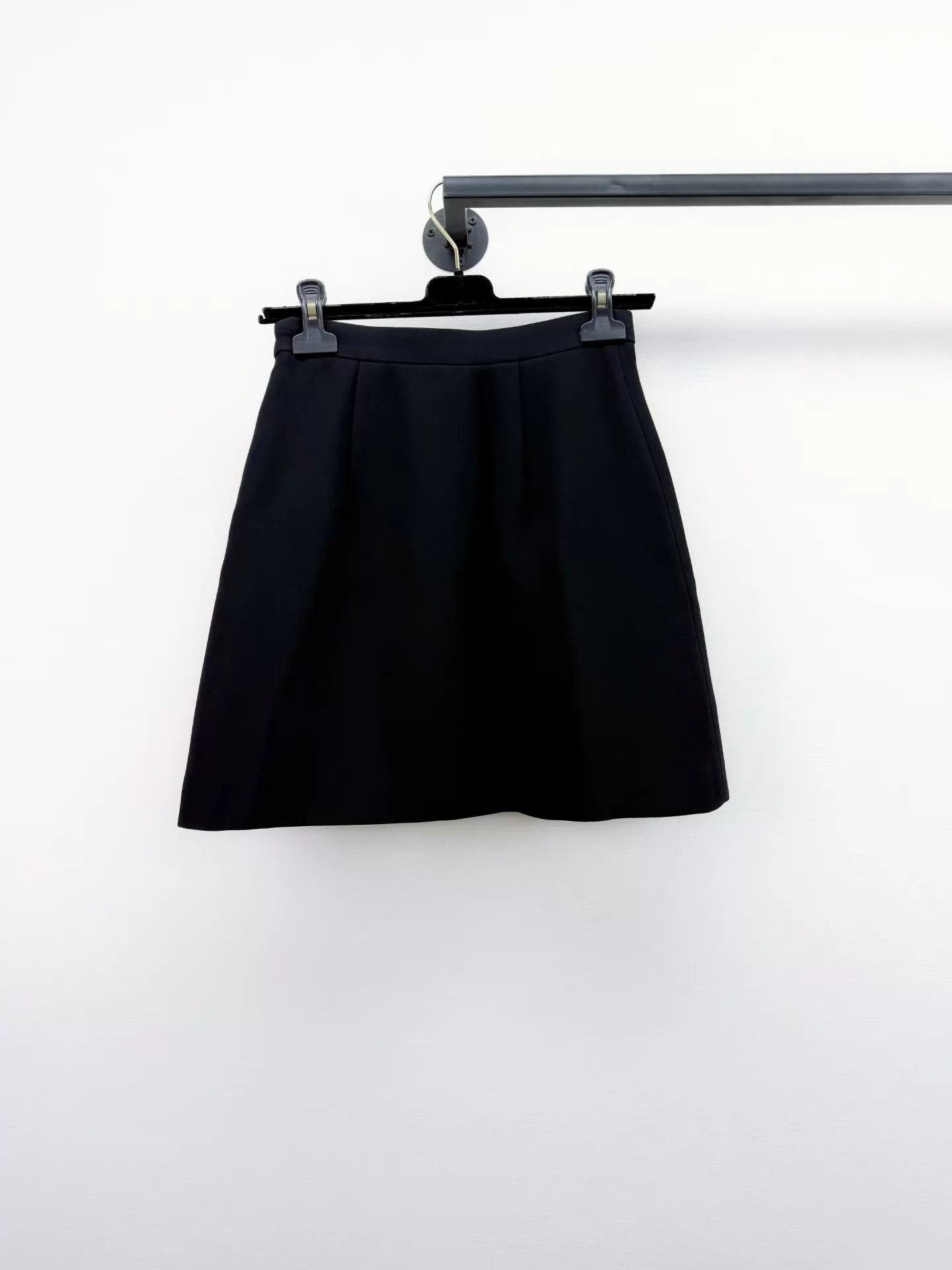 Miu Miu MIU MIU authentic women's new with tags 38 skirt Size 26" / US 2 / IT 38 - 8 Thumbnail