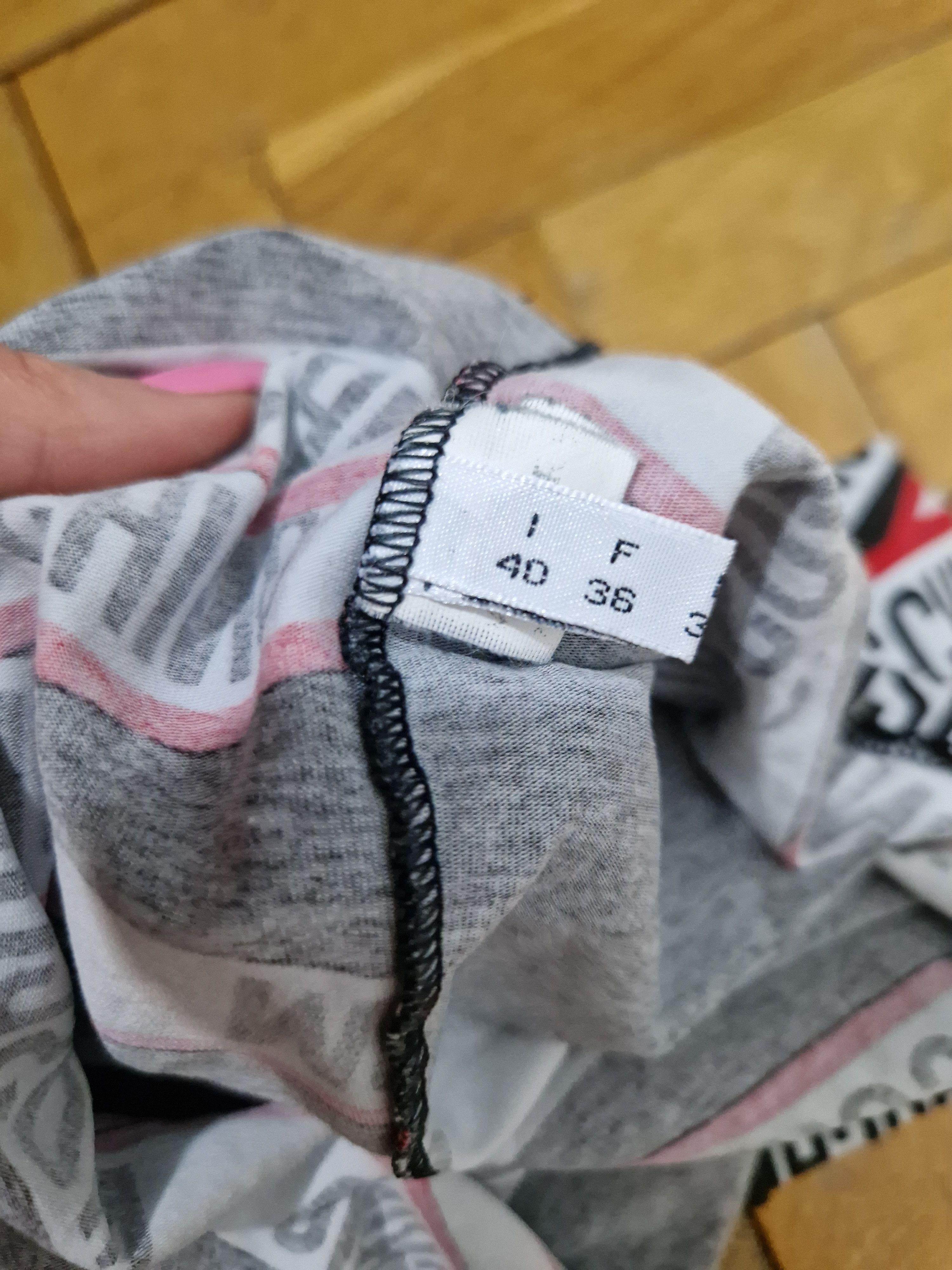 Moschino × Vintage Moschino tee Size XS / US 0-2 / IT 36-38 - 4 Thumbnail