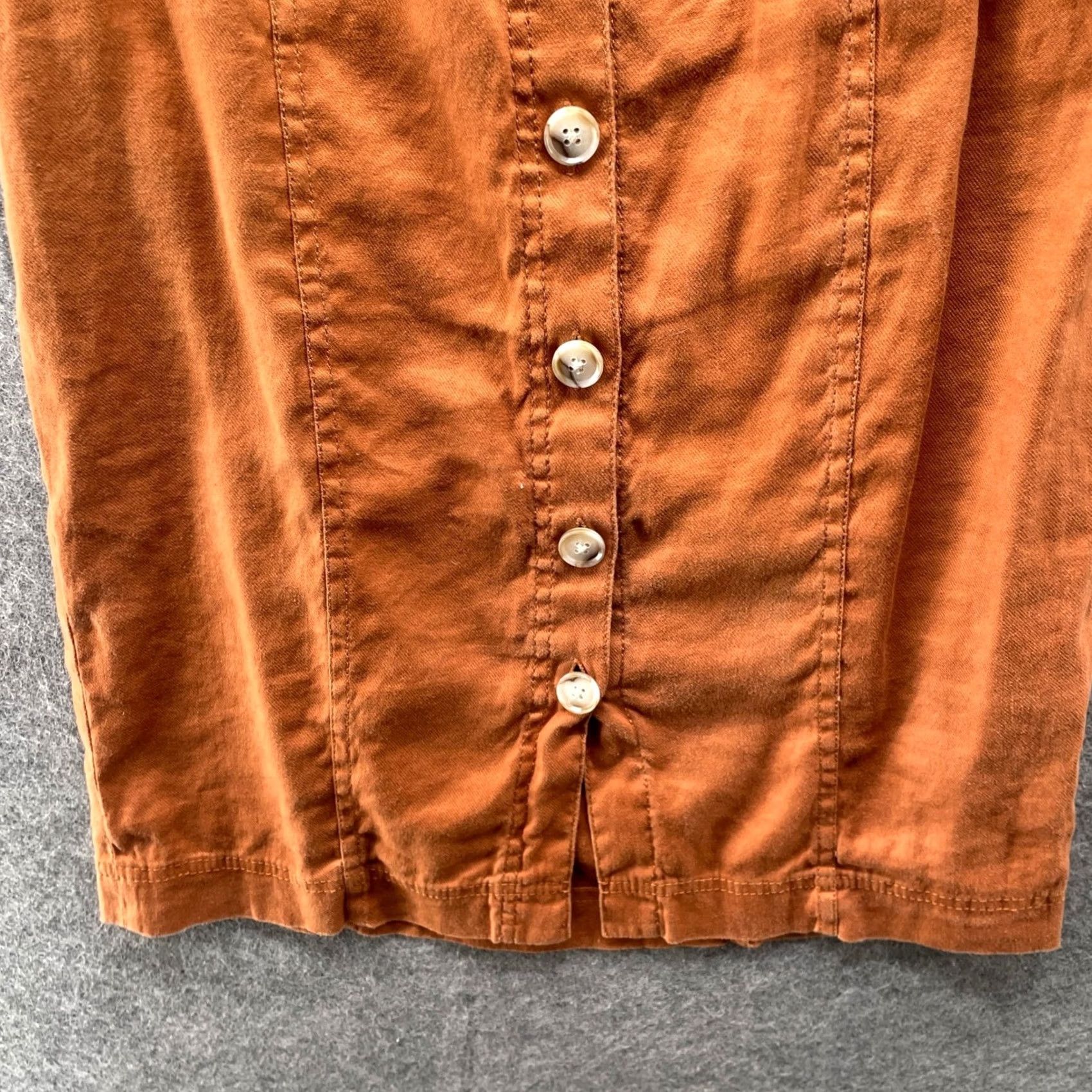 Banana Republic VINTAGE Banana Republic Linen Blend Midi Skirt Womens 6 Tan Button Front Terracotta Size 28" / US 6 / IT 42 - 4 Thumbnail