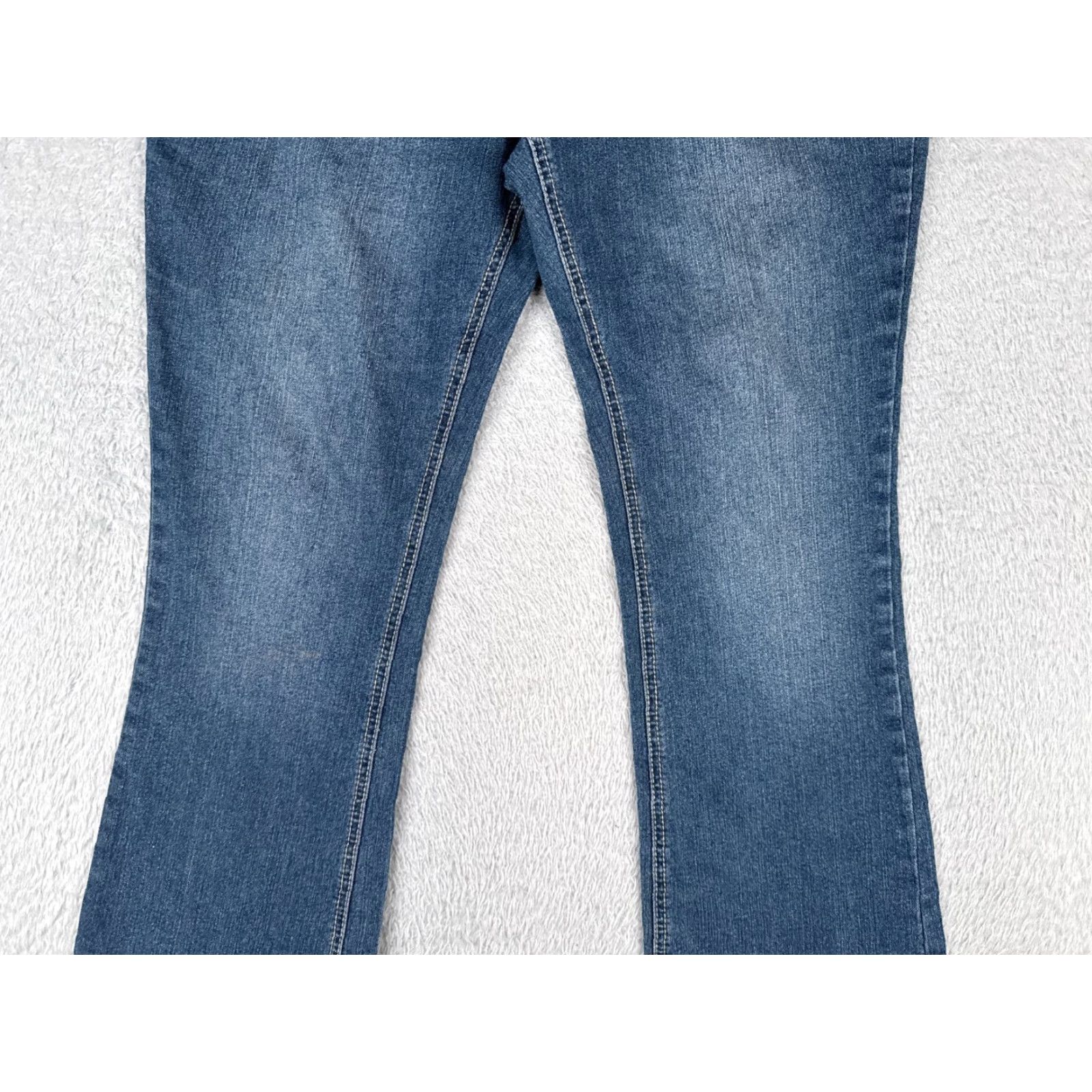 Denime Roz & Ali Jeans Women 16 Blue Denim Bootcut Mid Rise 35x30 Size 38" / US 16 / IT 52 - 3 Thumbnail