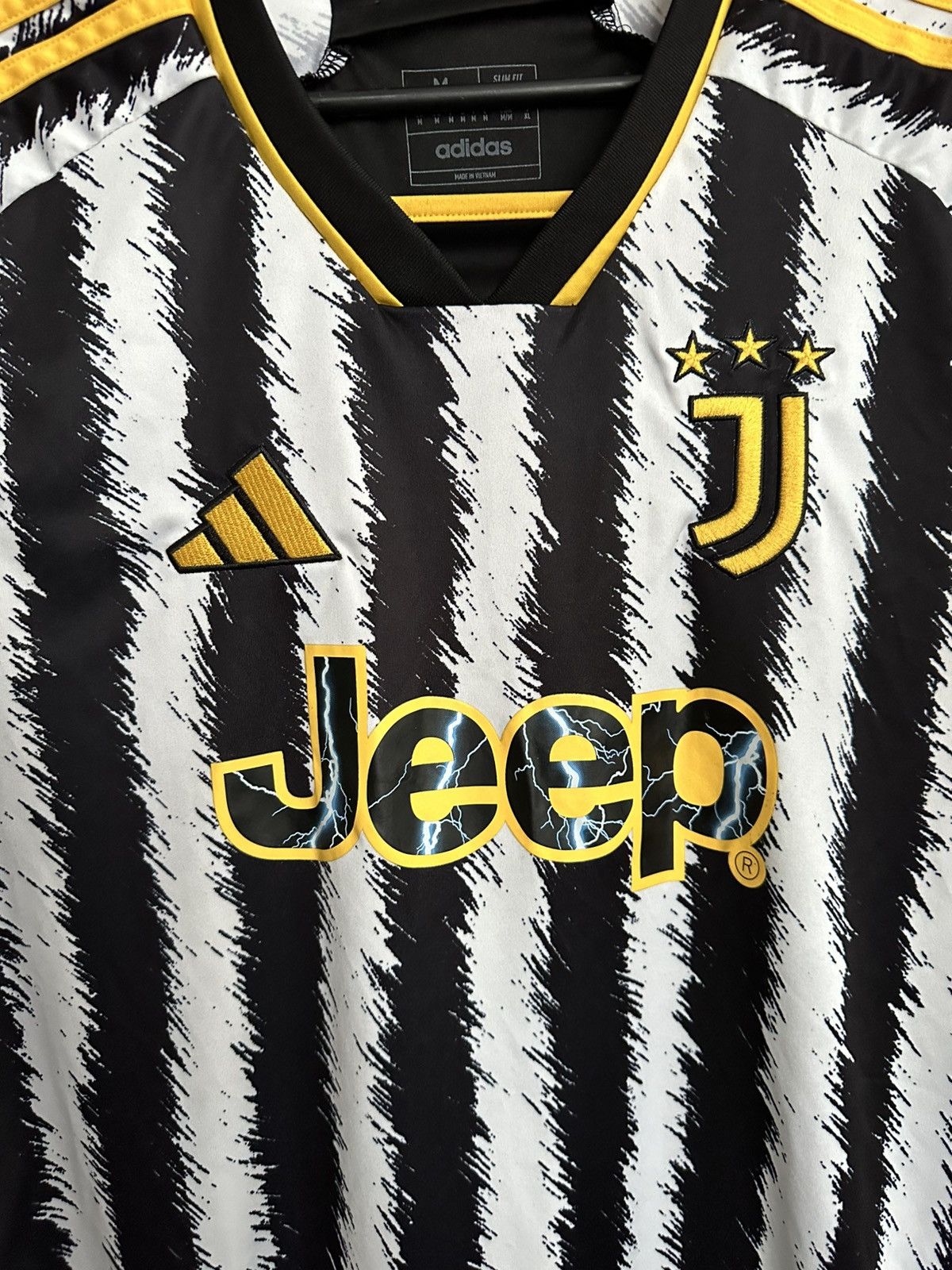 Adidas 2023/2024 Adidas Juventus Soccer Jersey T-Shirt Tee Size US M / EU 48-50 / 2 - 6 Thumbnail