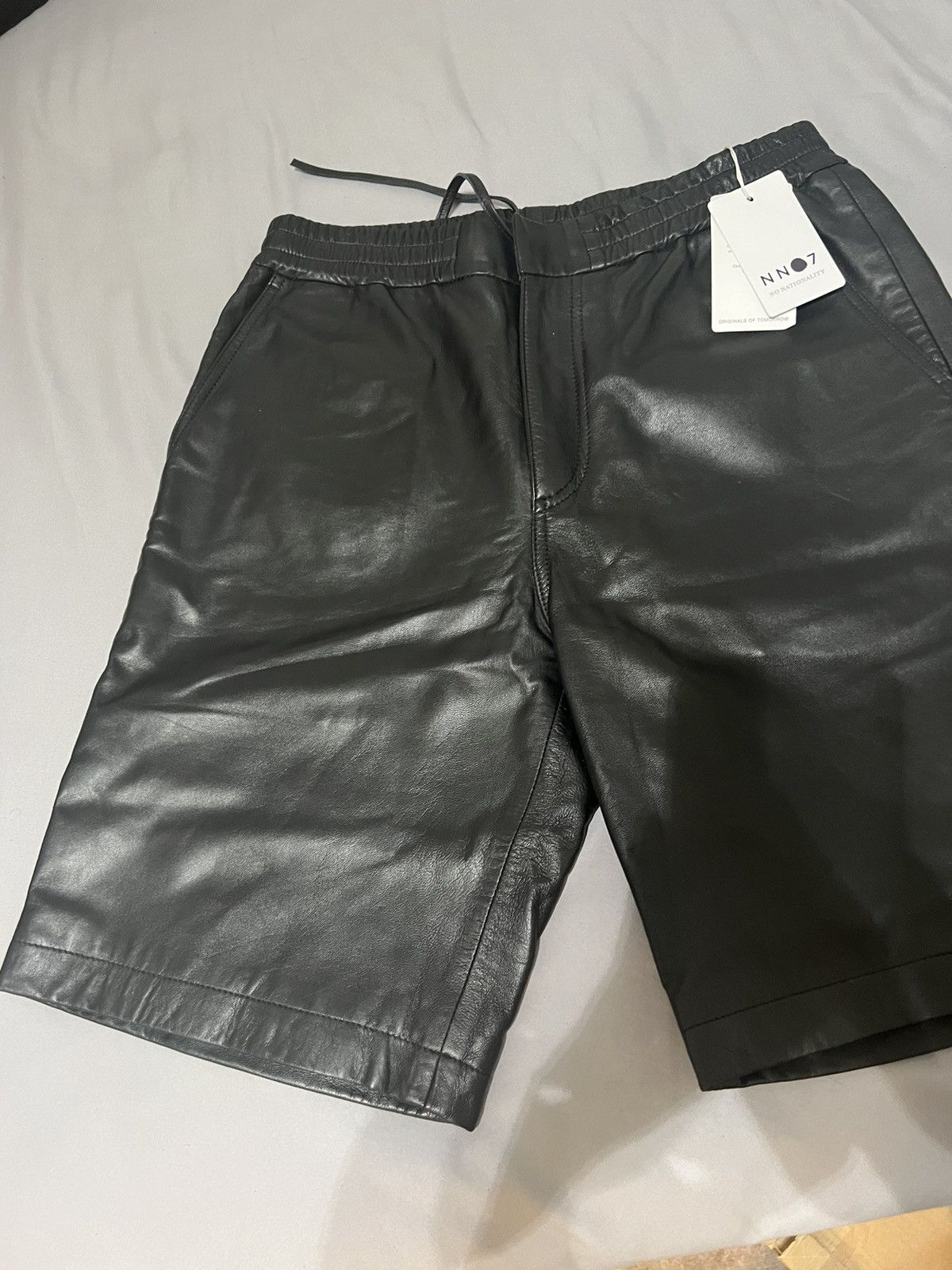 NN07 Nn07 No Nationality Leather Keanu 8232 Shorts Black Size US 31 - 3 Thumbnail