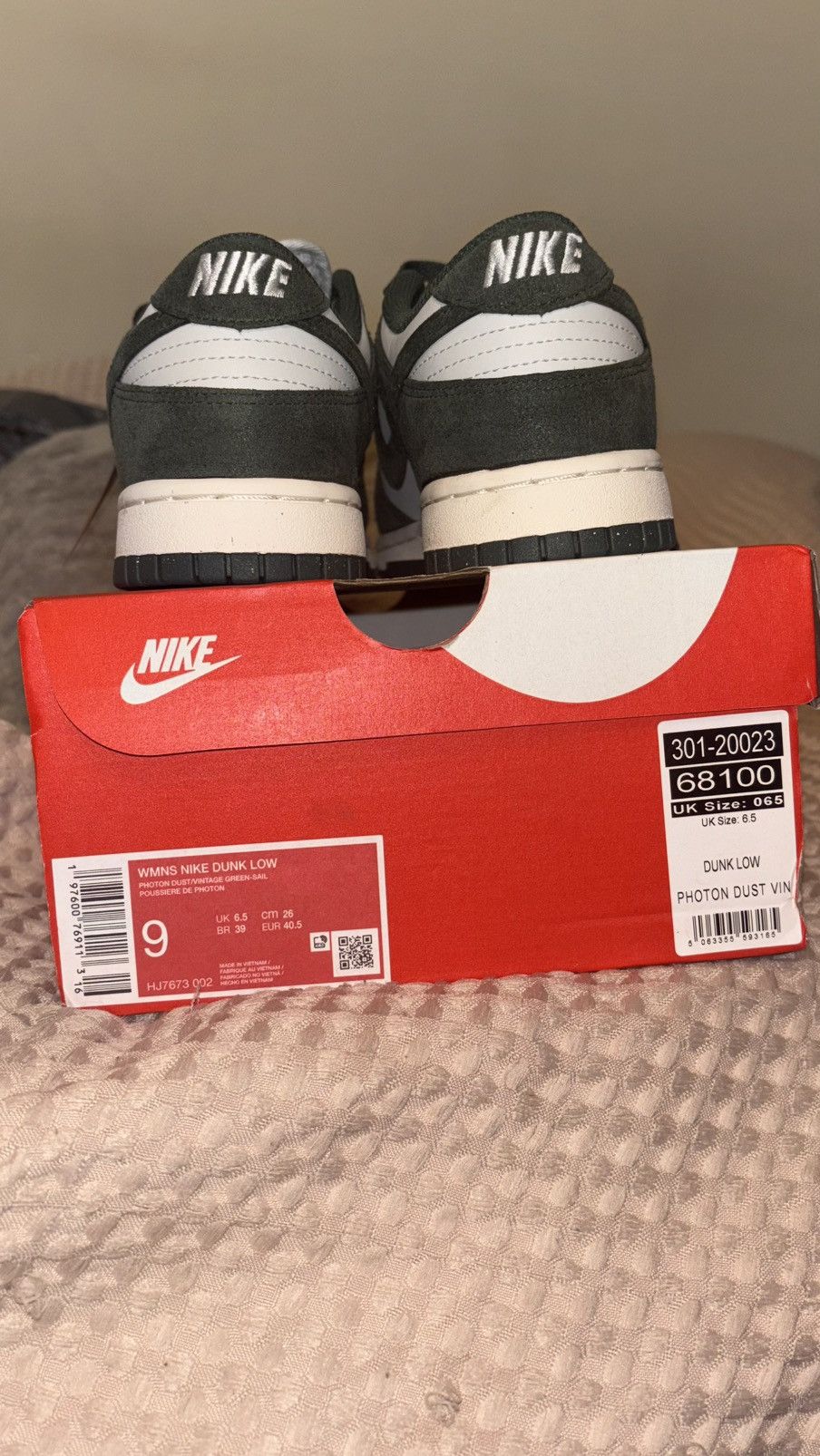 Nike Nike dunk low- Wmns Photon dust Vintage Green sail Size US 9 / IT 39 - 6 Thumbnail