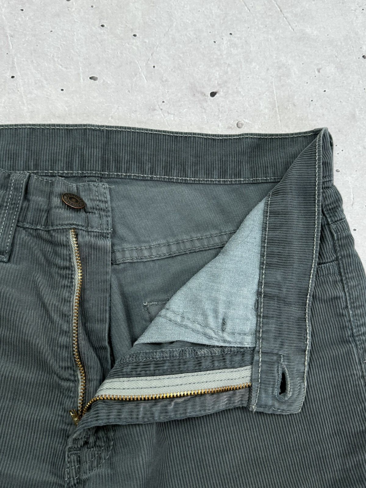 Levi's Vintage Levis White Tab Corduroy Pants Size US 32 / EU 48 - 10 Thumbnail