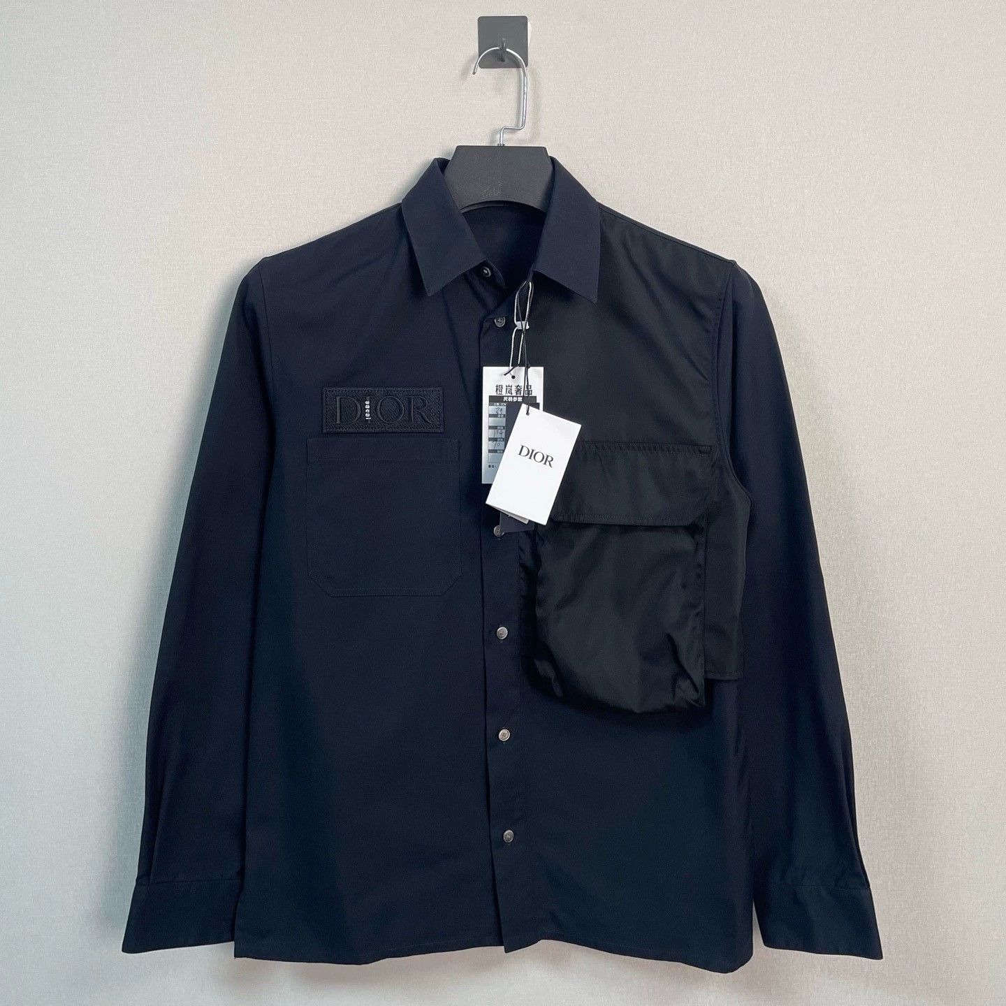 Dior dior sacai embroidered shirt jacket in navy Size US M / EU 48-50 / 2 - 1 Thumbnail