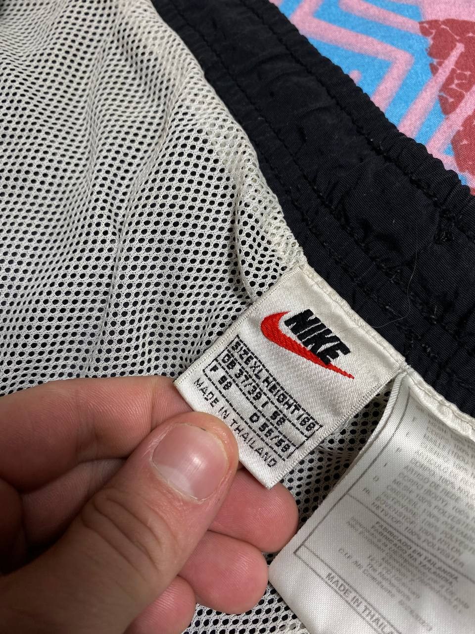 Nike Vintage shorts black NIKE streetwear Y2K size XL Size US 36 / EU 52 - 2 Thumbnail