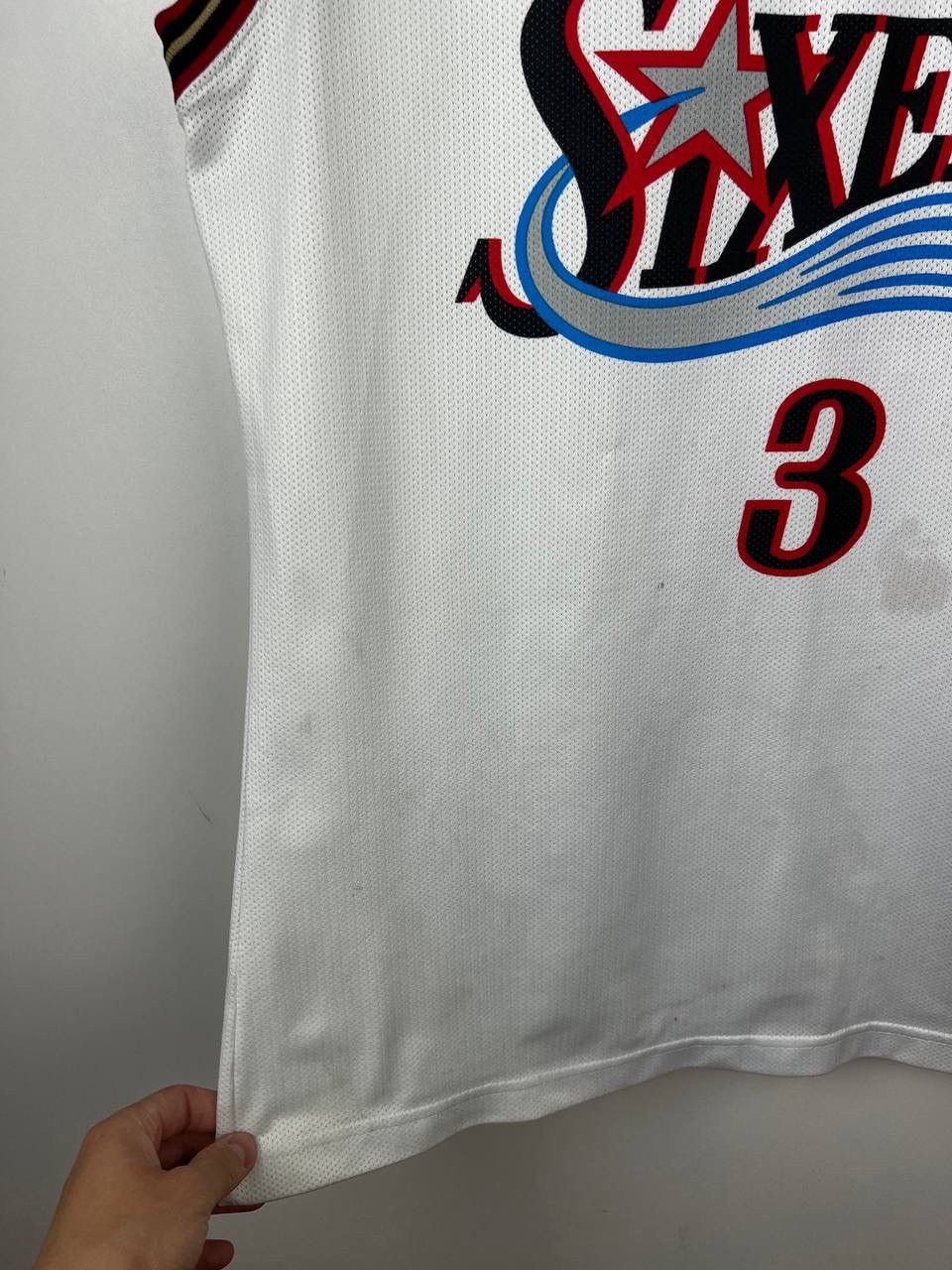 Champion × Vintage Sixers Iverson Champion NBA jersey t-shirts size L Size US L / EU 52-54 / 3 - 4 Thumbnail