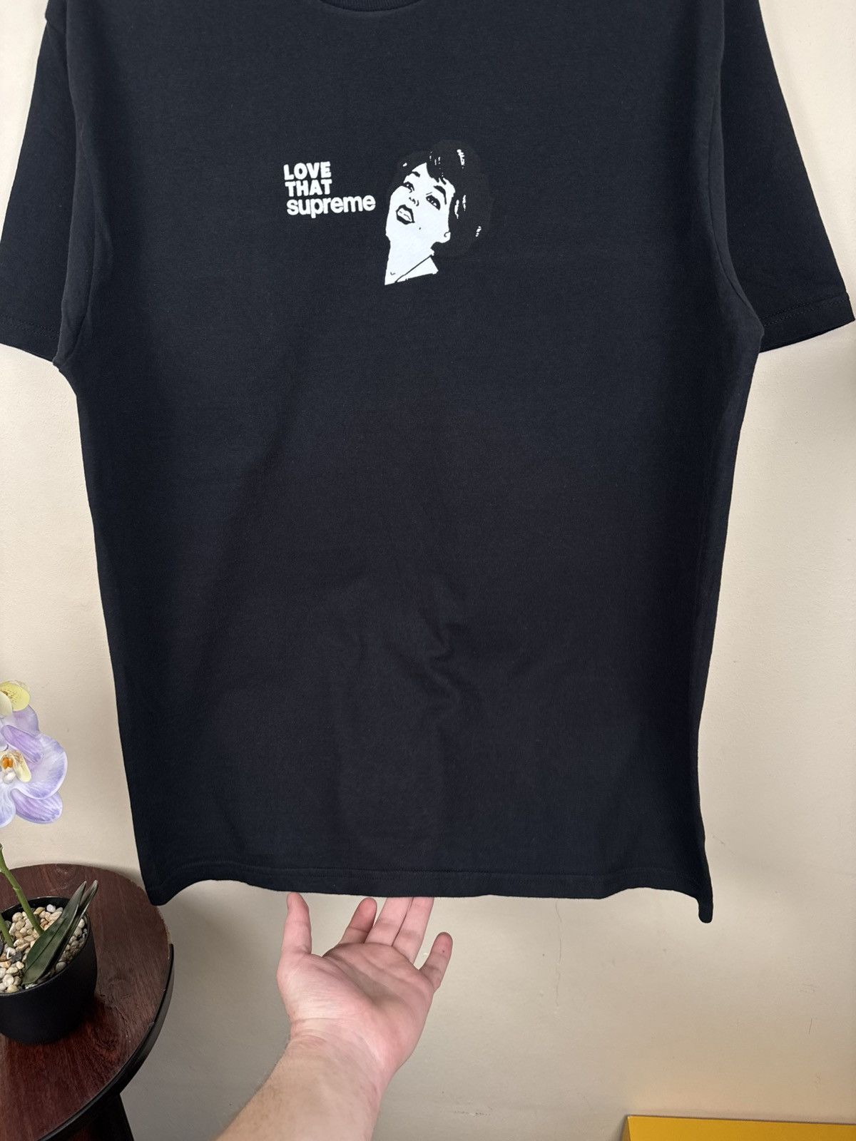 Supreme Supreme Love That T shirt Black Streetwear L Hype Rare Size US L / EU 52-54 / 3 - 10 Thumbnail