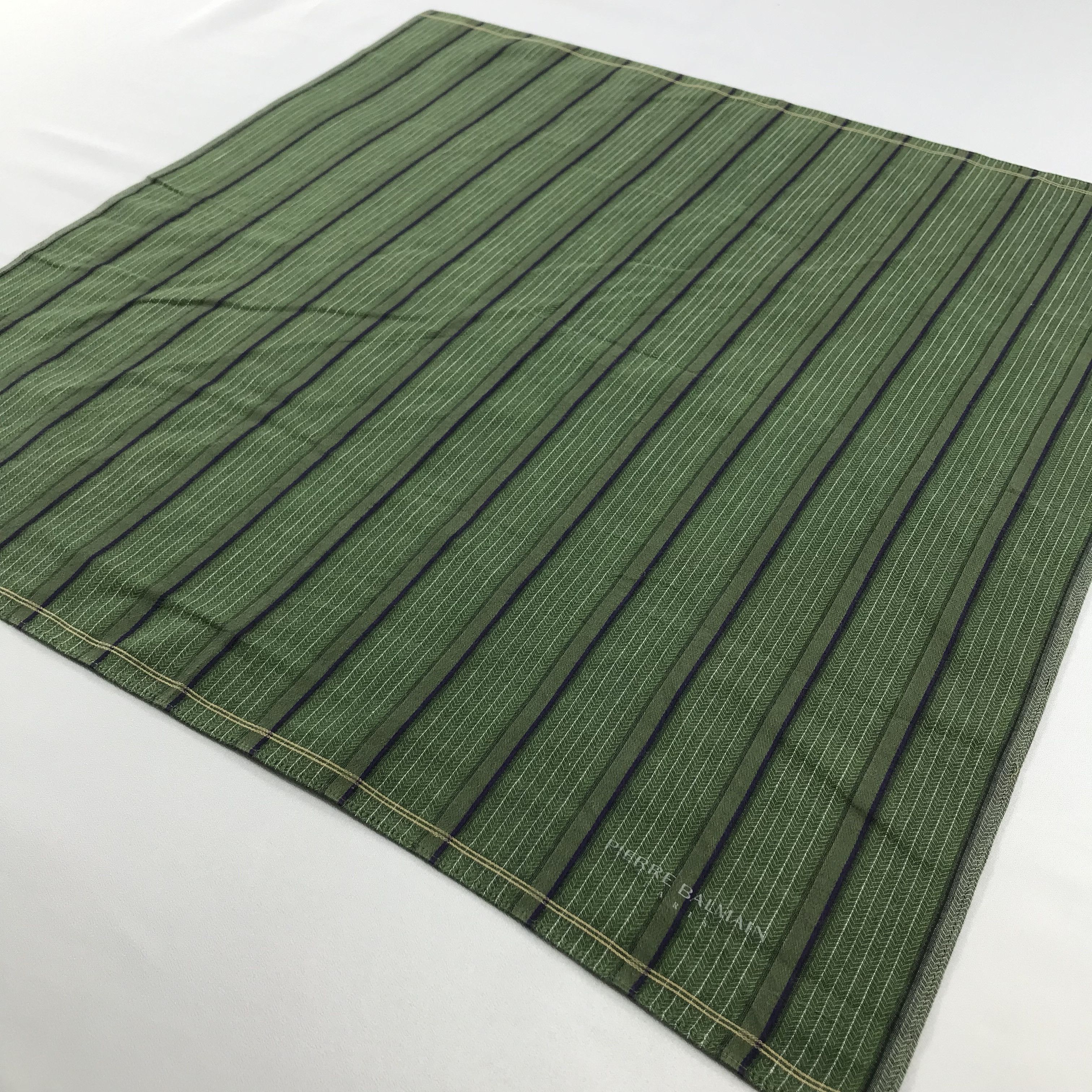 Pierre Balmain × Vintage Pierre Balmain Bandana / Handkerchief / Neckerchief - S2297 Size ONE SIZE - 2 Thumbnail