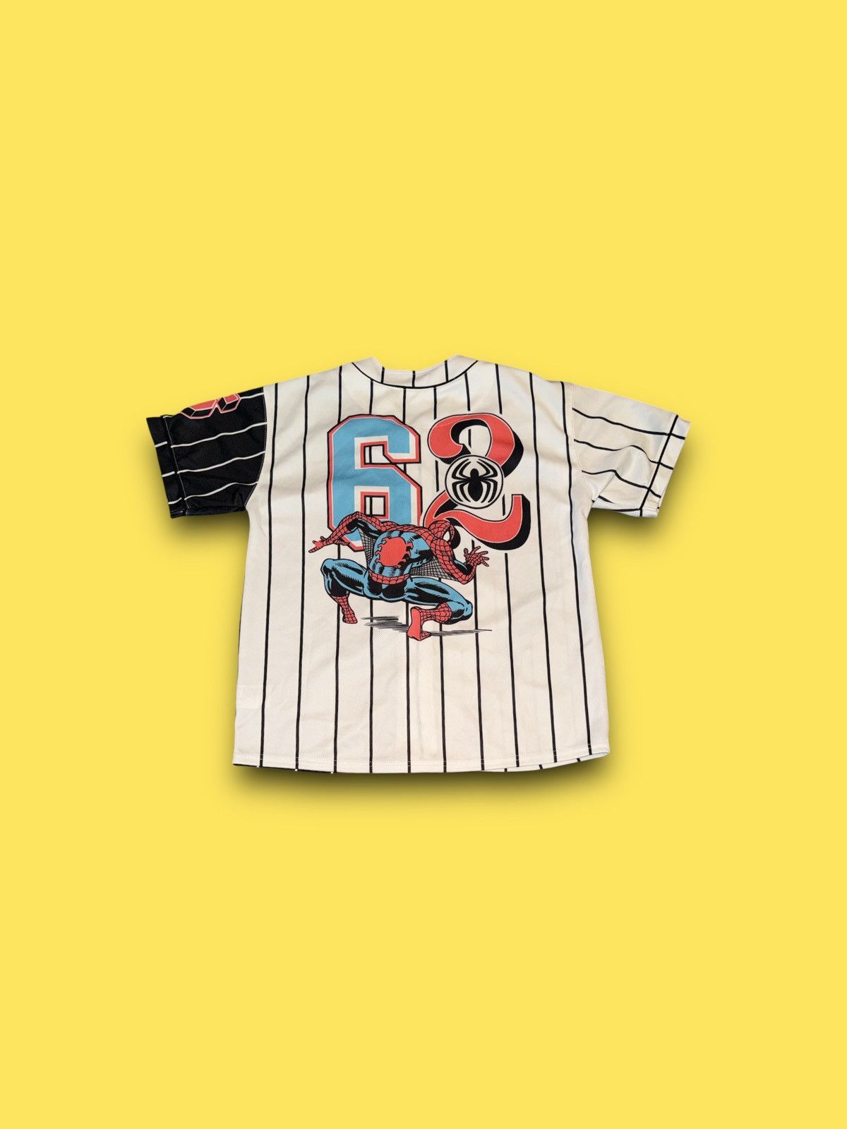 Marvel Comics Marvel Spider-Man pinstriped baseball jersey youth XL Size XL / US 12-14 / IT 48-50 - 2 Thumbnail