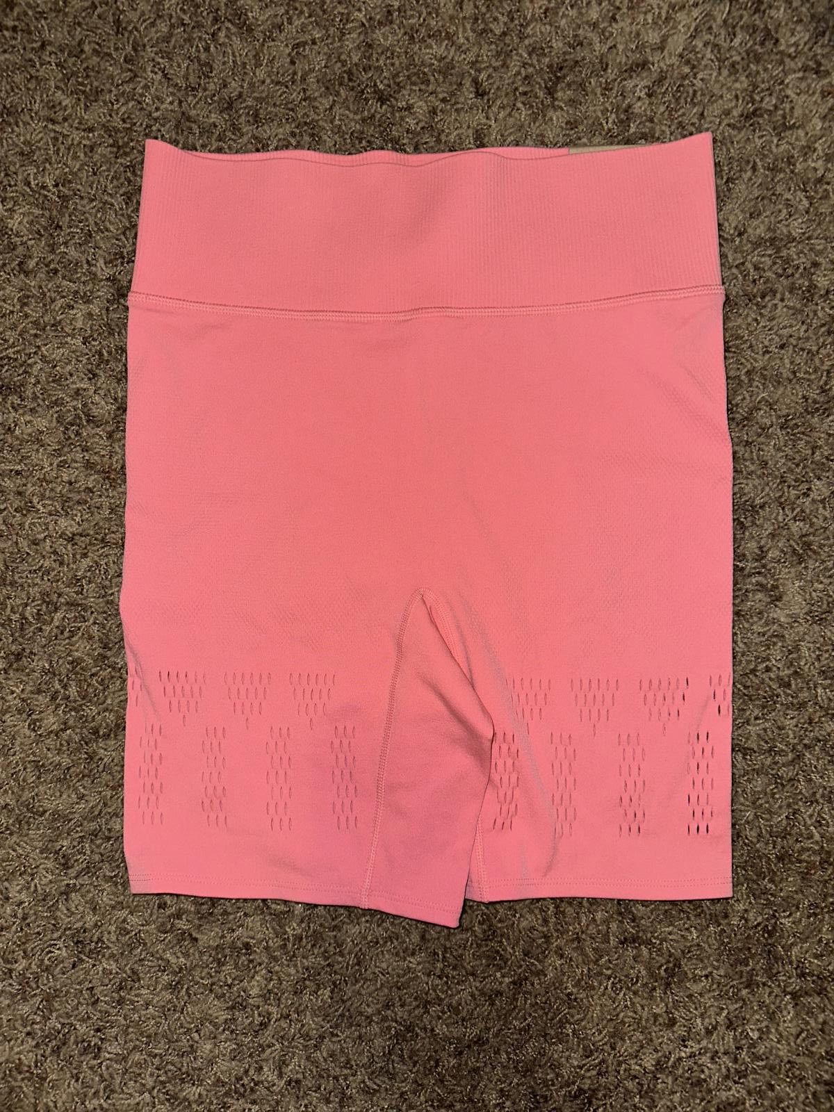 Nike Nike Women’s Dri-Fit High-Wasted Advance Yoga Shorts Sample Size 28" / US 6 / IT 42 - 1 Thumbnail