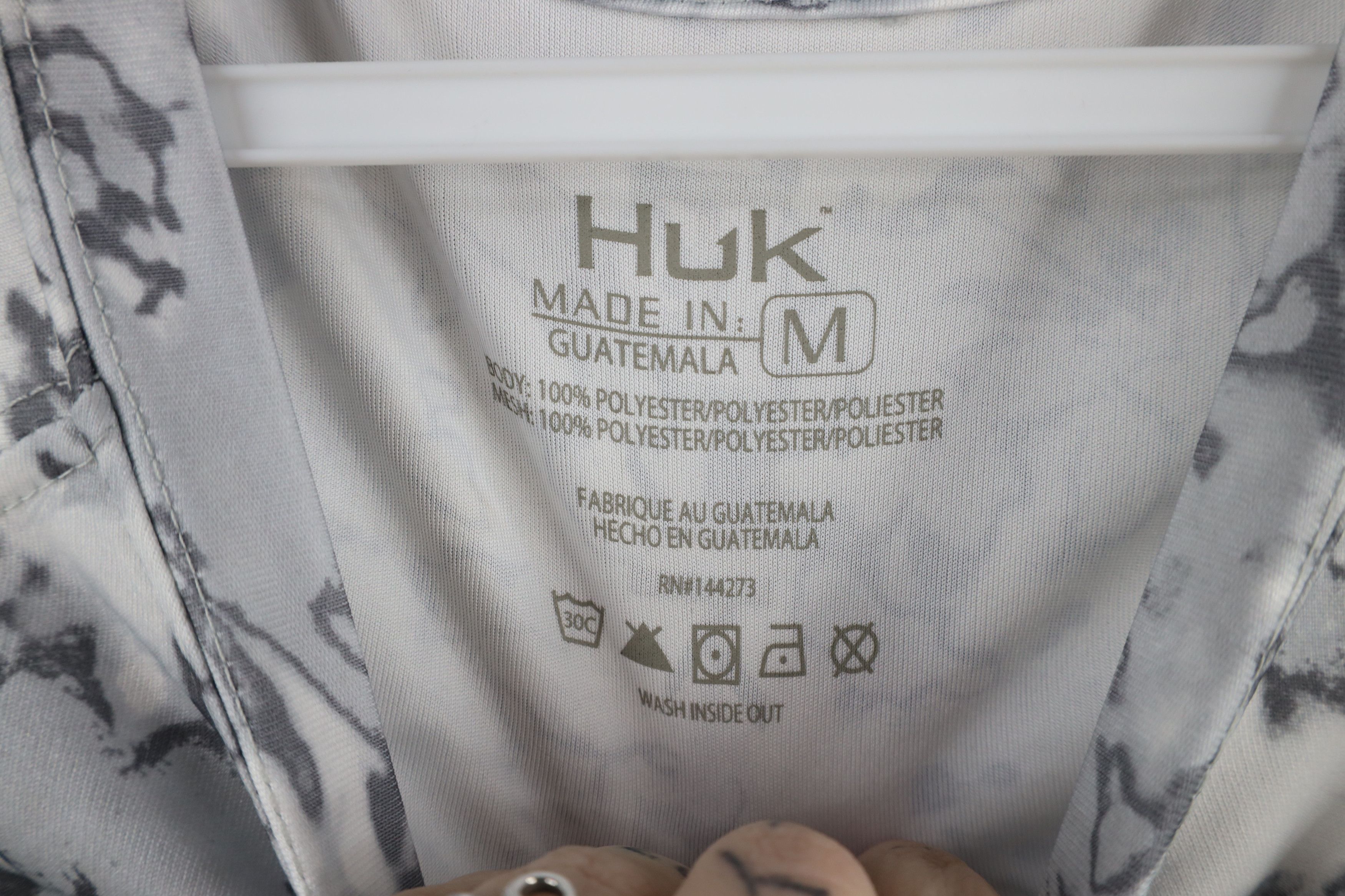 Vintage Huk Performance Fishing Crew Fin Flats Long Sleeve T-Shirt Size US M / EU 48-50 / 2 - 6 Thumbnail