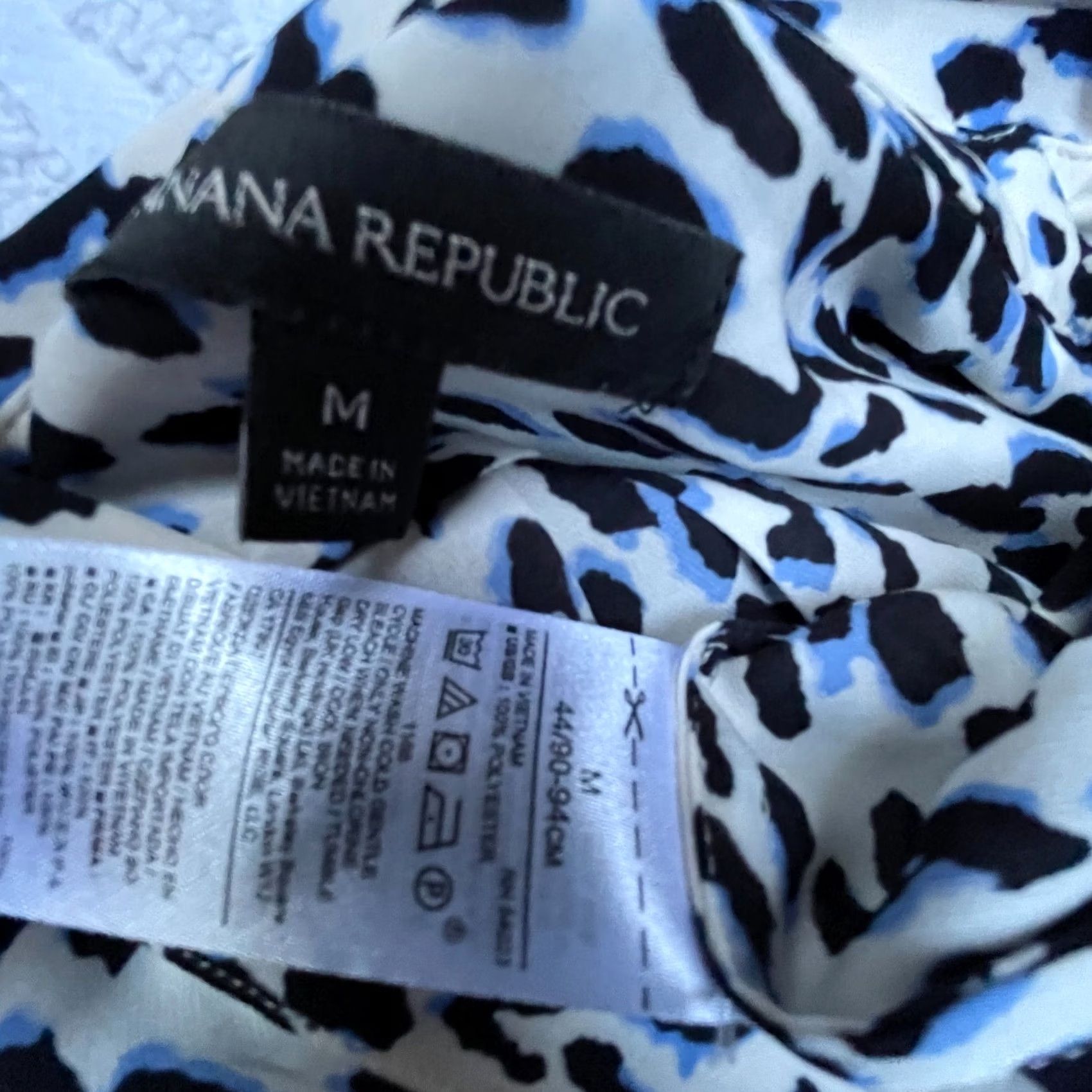 Banana Republic Banana Republic Womens Long Sleeve Animal Print Ruffle Shirt Top Blouse Medium Size M / US 6-8 / IT 42-44 - 6 Thumbnail