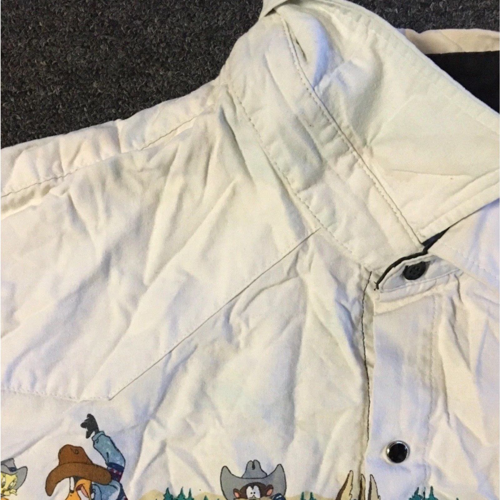 Vtg 90s Looney Tunes Faded Pearl Snap Shirt XXL Bugs Bunny Cartoon Western Shirt Mens 2XL Black T-Shirt Disney Warner Bros Holiday?