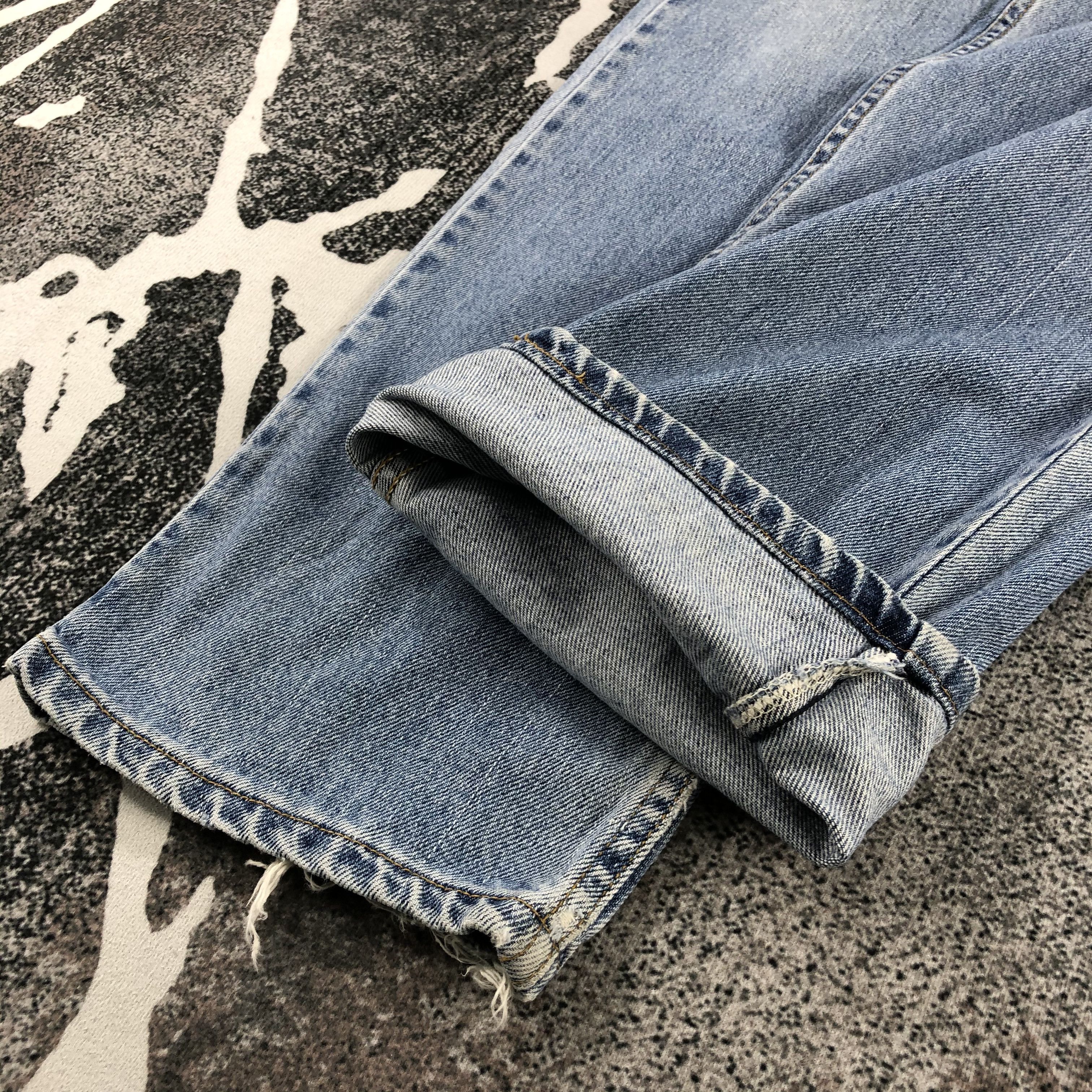 Levi's Vintage Levi's 550 Jeans Relaxed Fit Denim KJ1045 Size US 35 - 7 Thumbnail