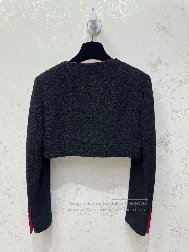 Chanel Chanel Classic black short jacket with diamond buckle Size XS / US 0-2 / IT 36-38 - 2 Thumbnail