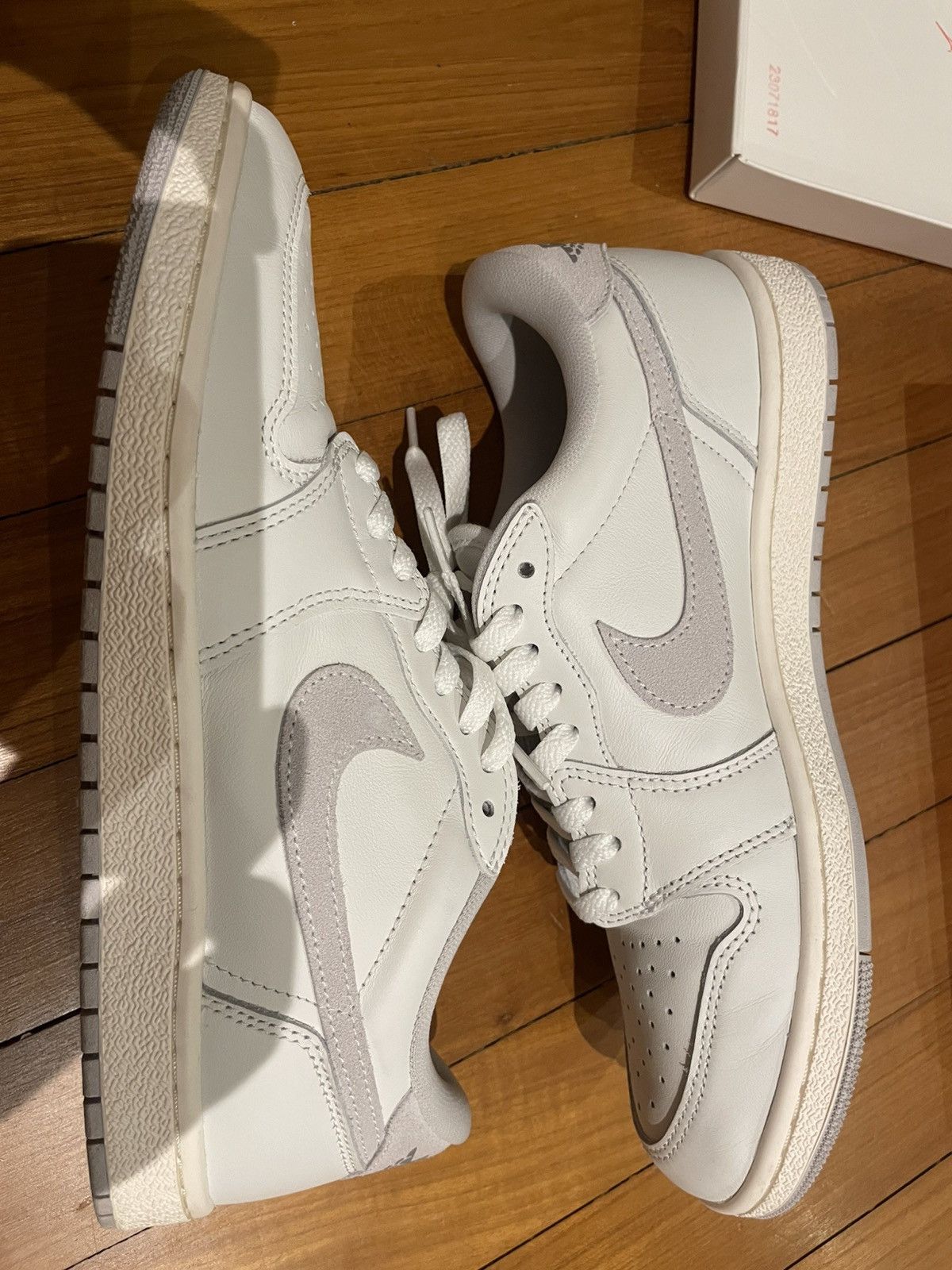 Jordan Brand Air Jordan 1 Low ‘85 white Size US 10 / EU 43 - 2 Thumbnail